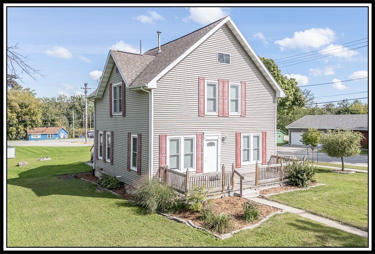 215 E SPRING Street property preview photograph