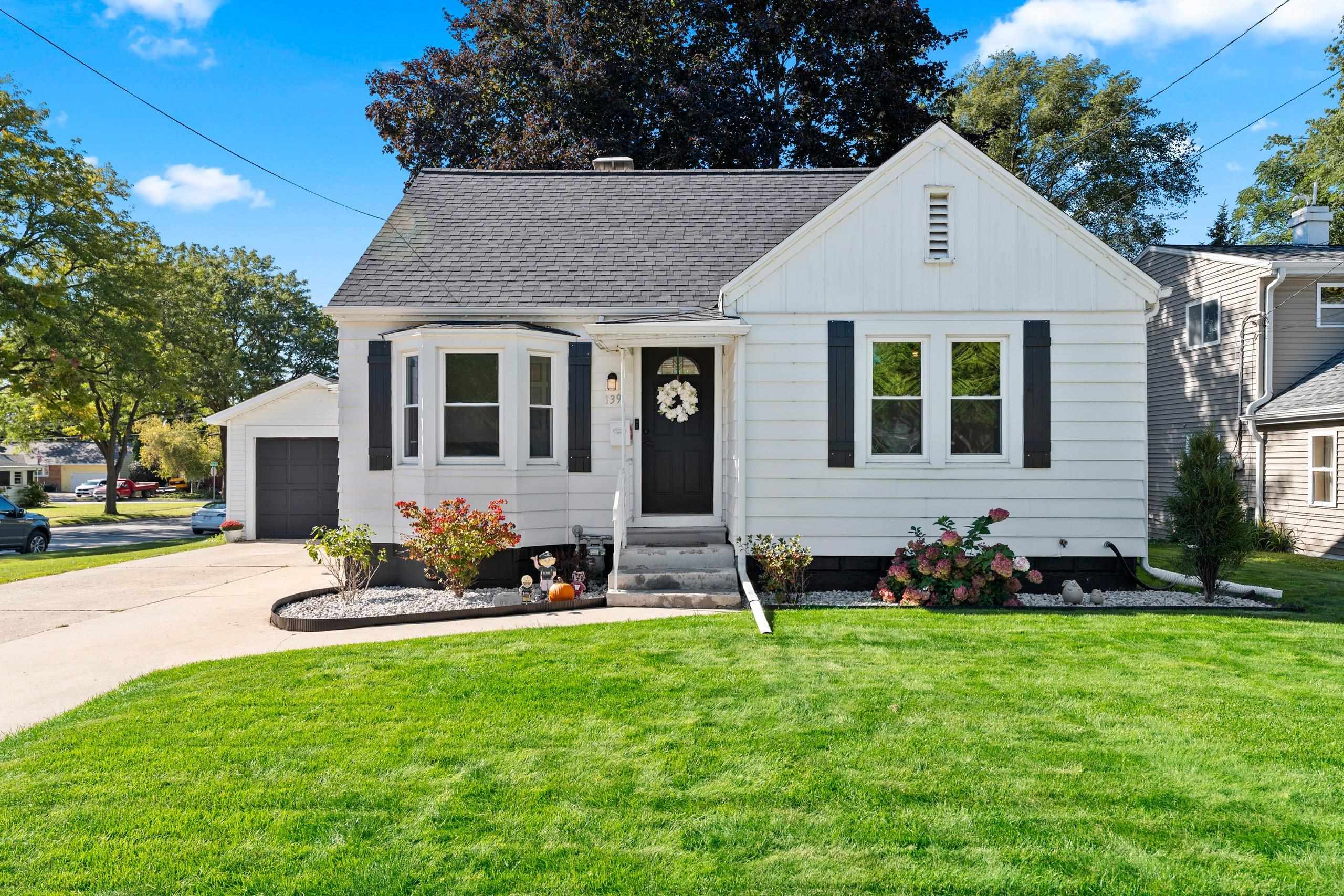 1391 9TH Street property preview photograph