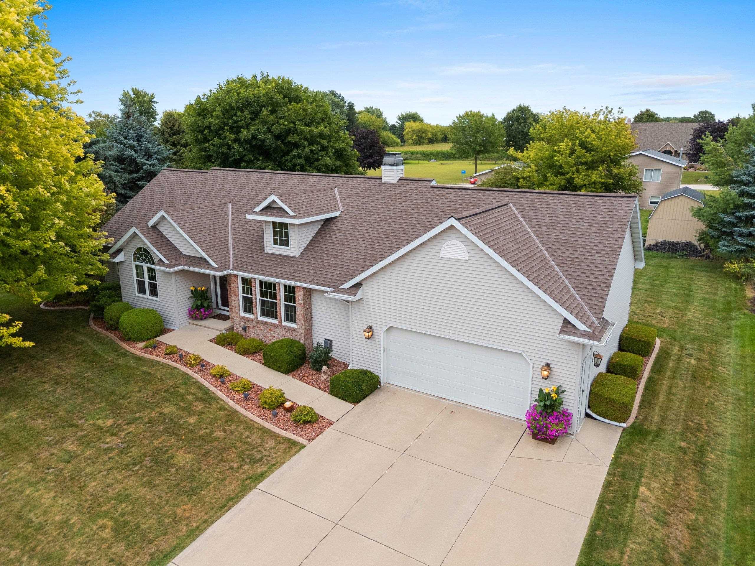 2554 JODY Drive property preview photograph