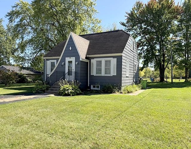 420 GREEN BAY Avenue property preview photograph