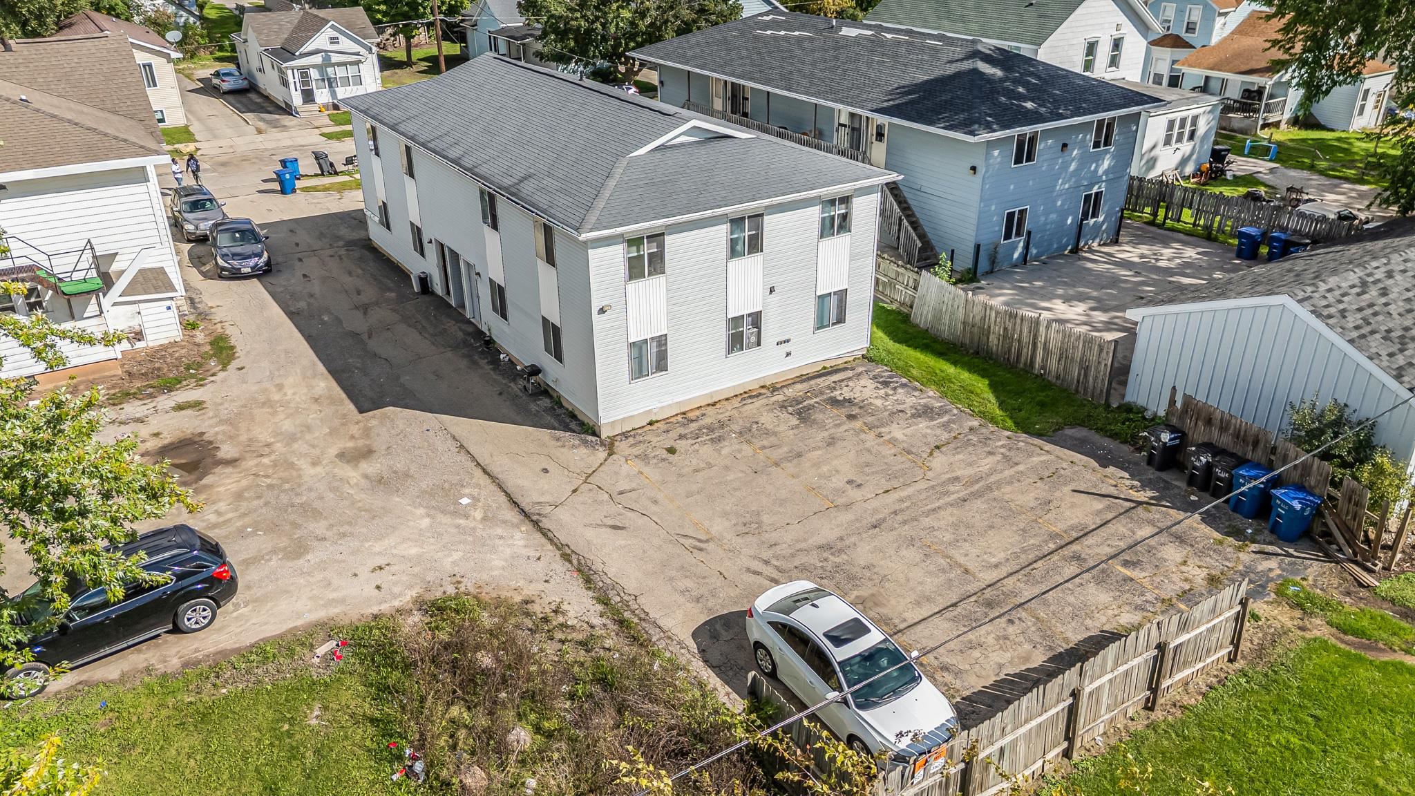 815 WOODLAND Avenue property preview photograph