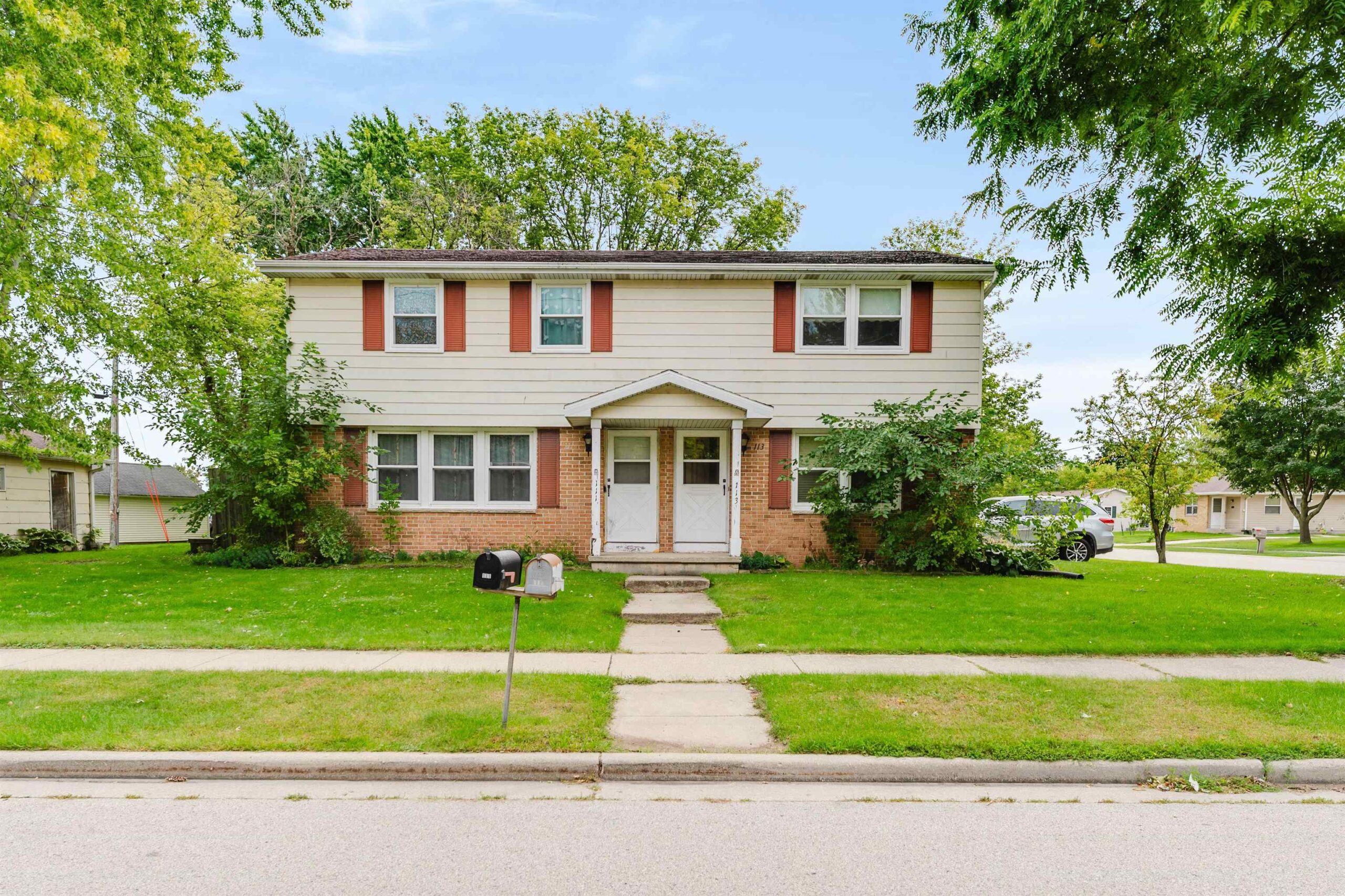 113 E JEFFERSON Street property preview photograph