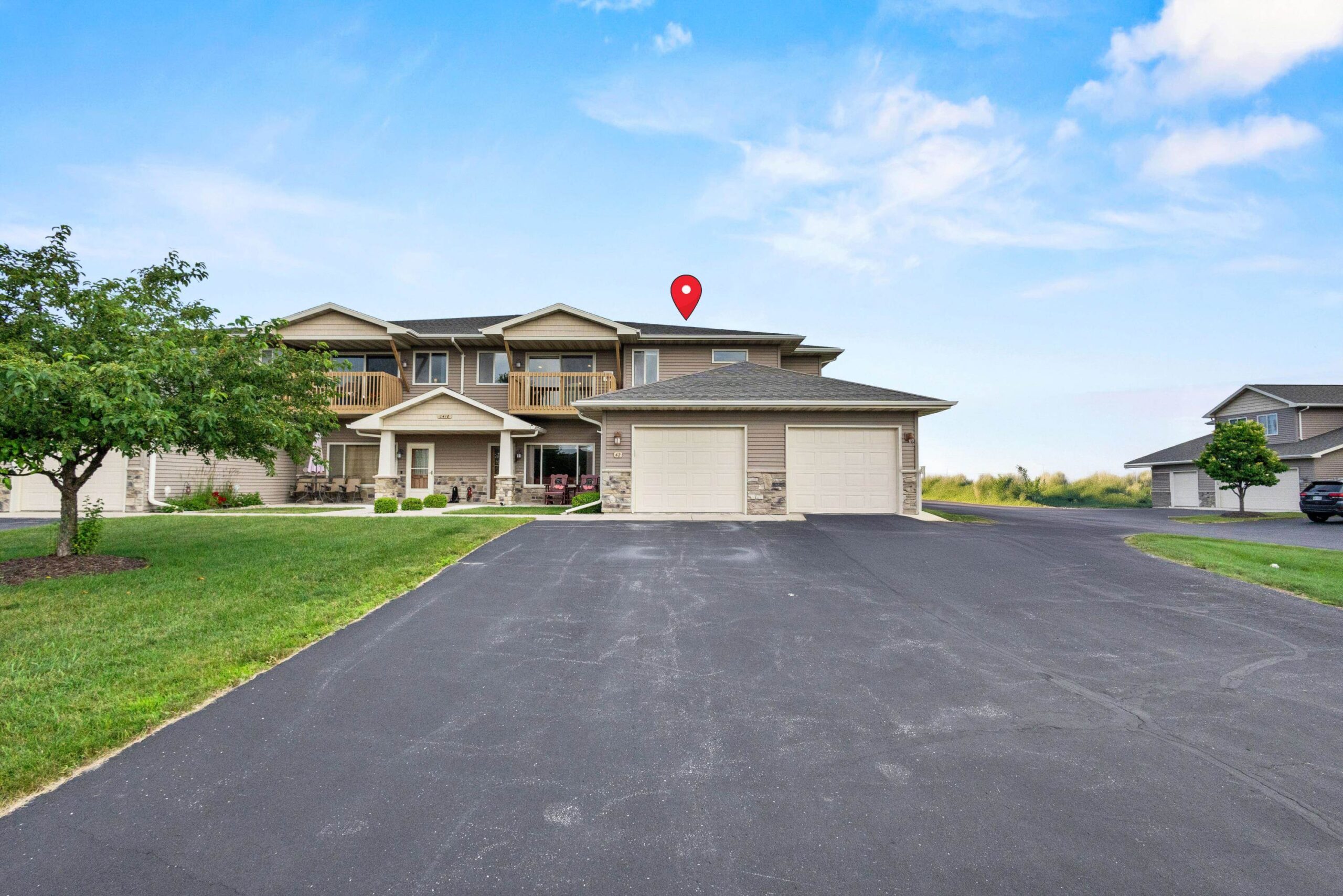 2410 CHERRYWOOD Lane property preview photograph