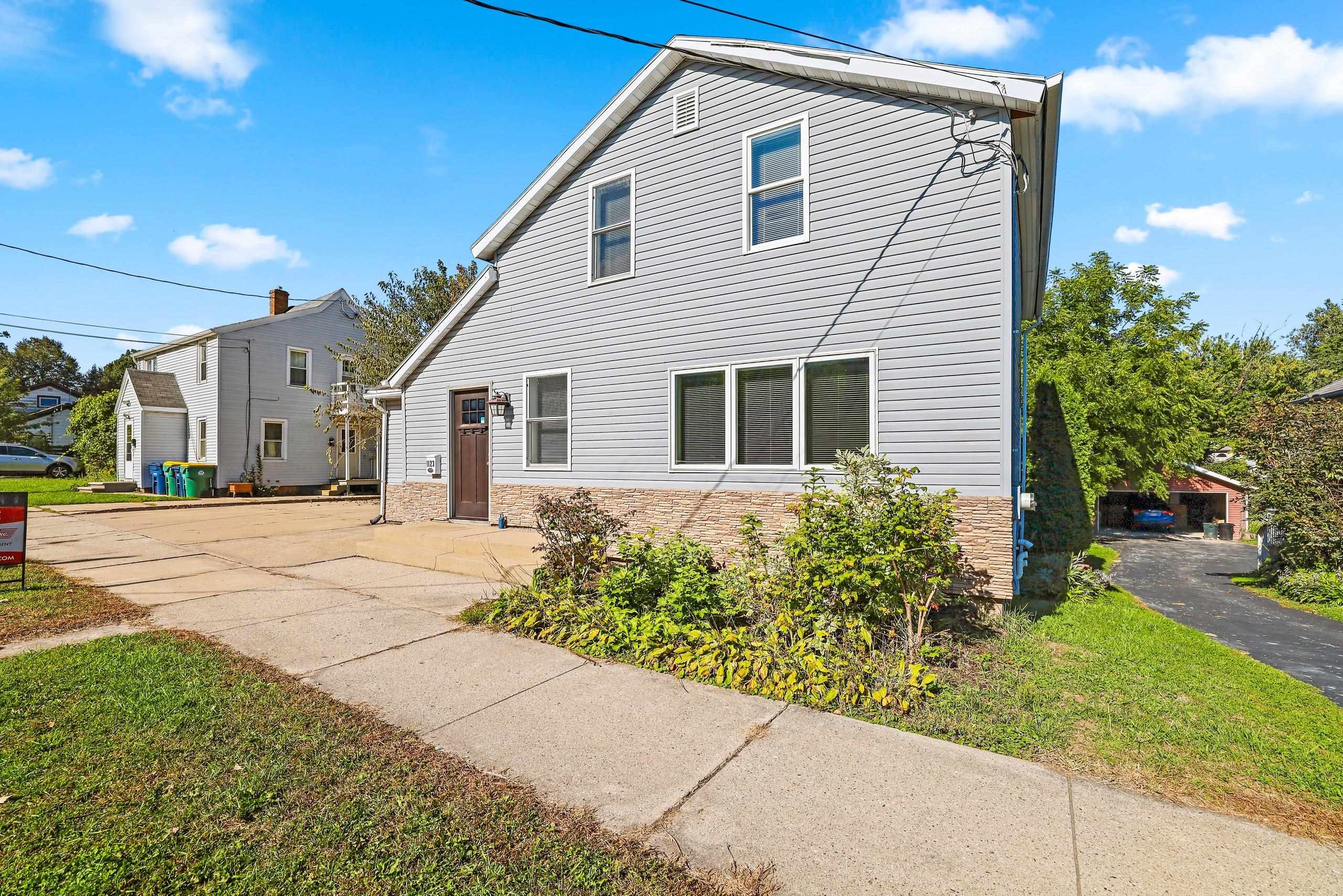 1123 CROOKS Street property preview photograph