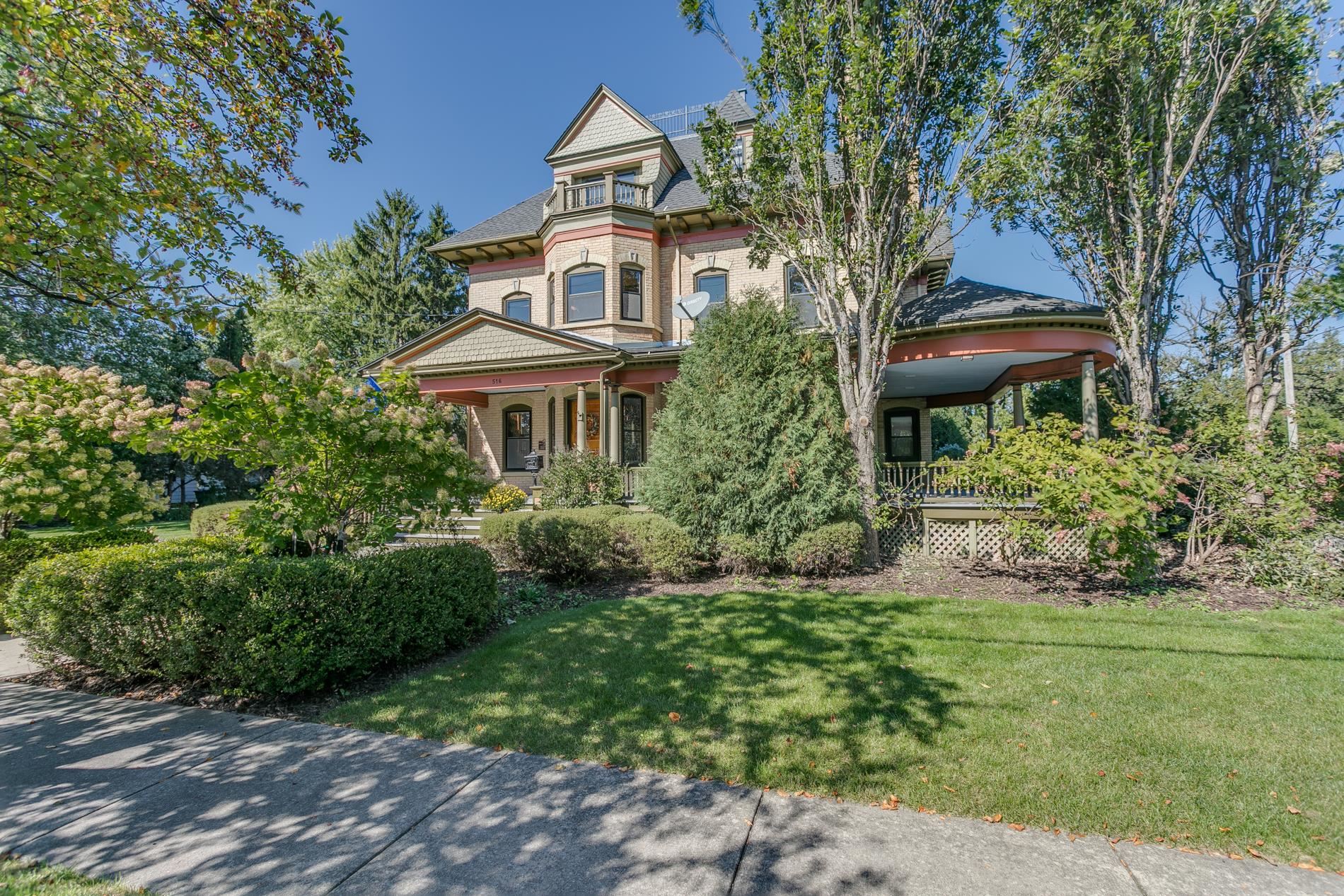 516 E FOREST Avenue property preview photograph
