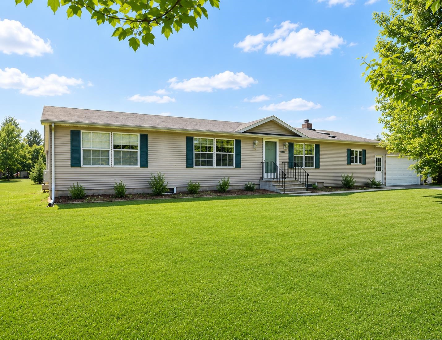 7740 SAINDON Road property preview photograph