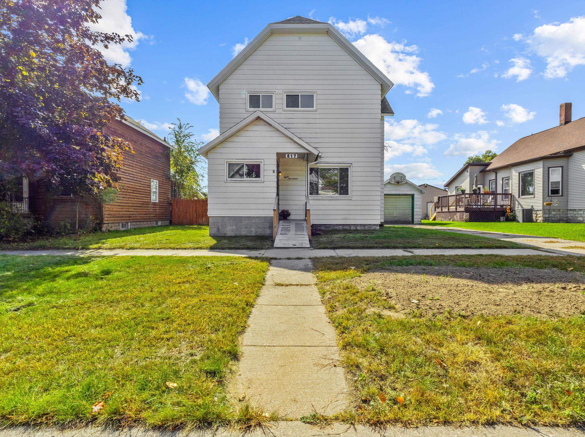 817 TERRACE Avenue property preview photograph