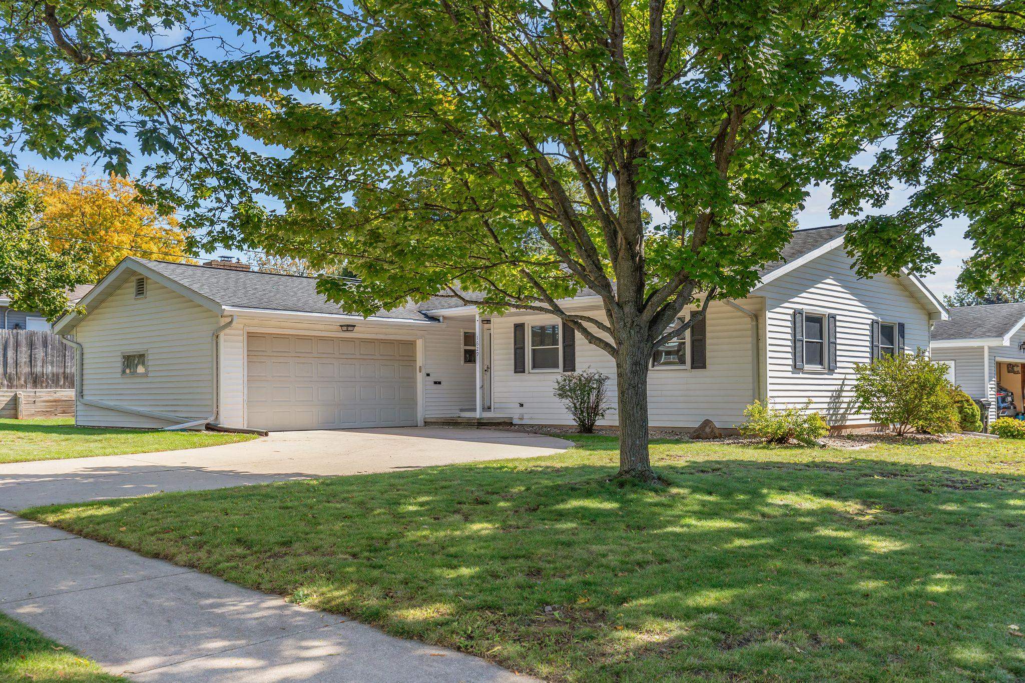 1629 W GRANT Street property preview photograph