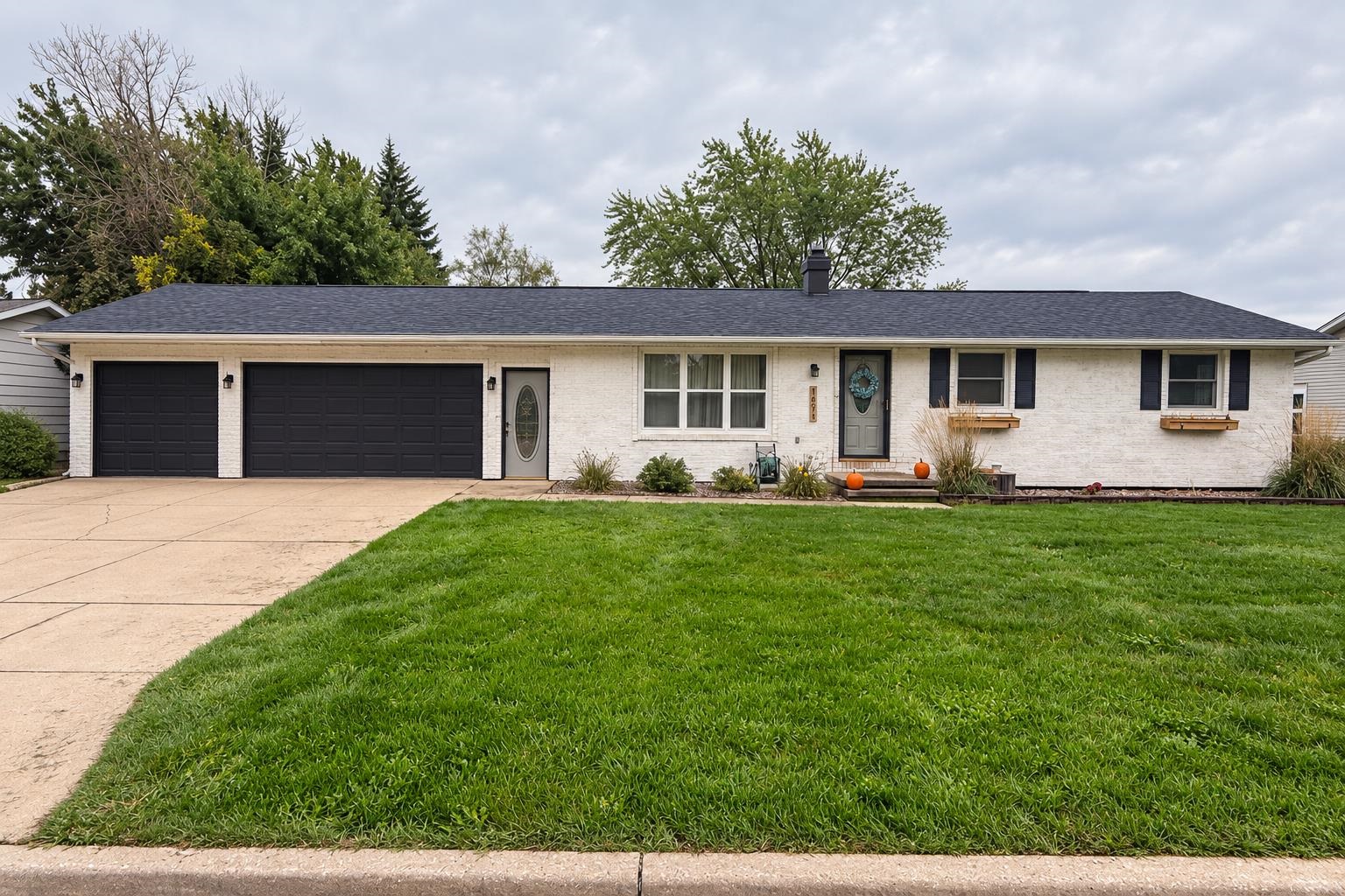 1371 CORMIER Road property preview photograph
