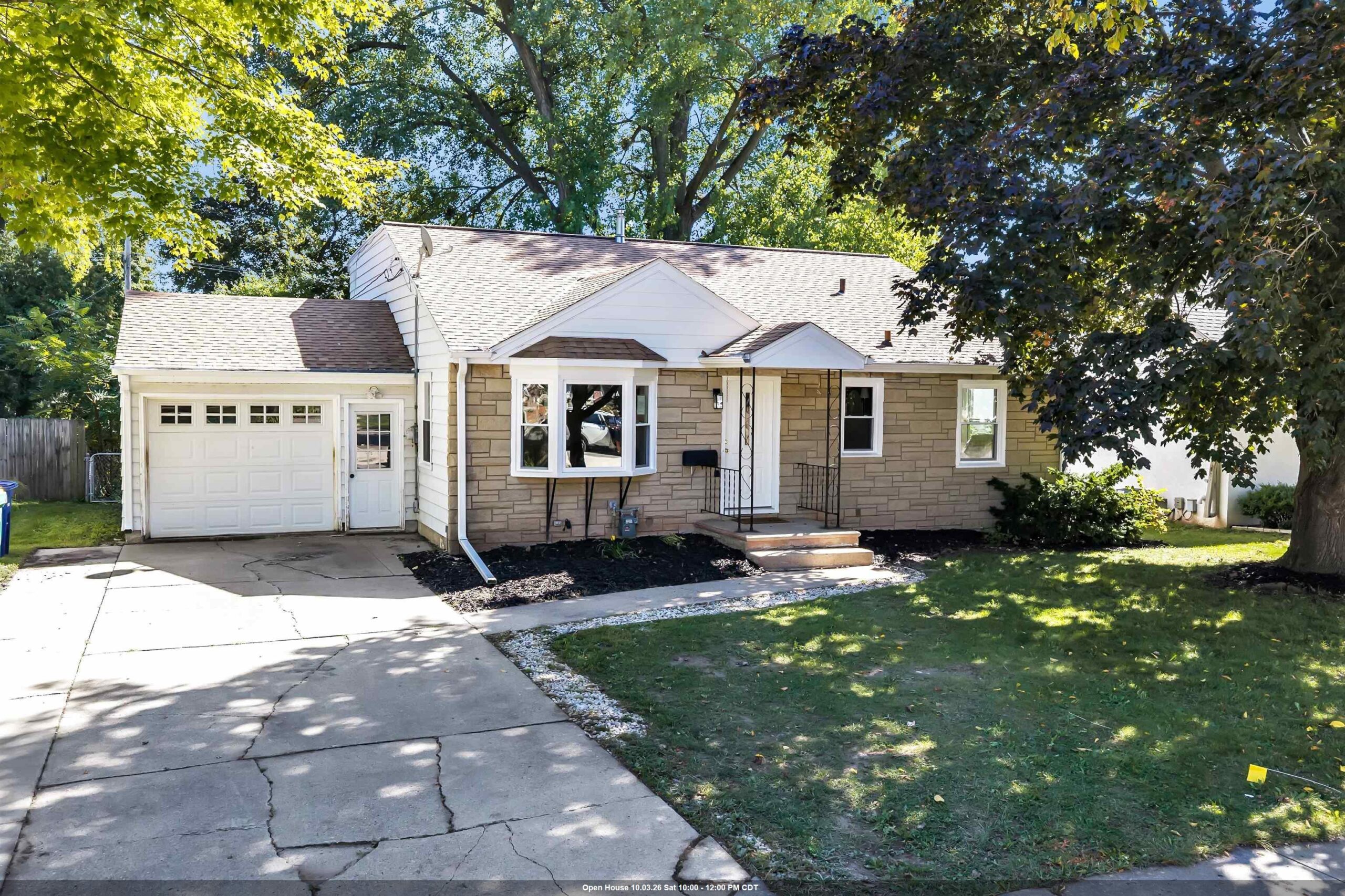 1017 RAYMOND Street property preview photograph