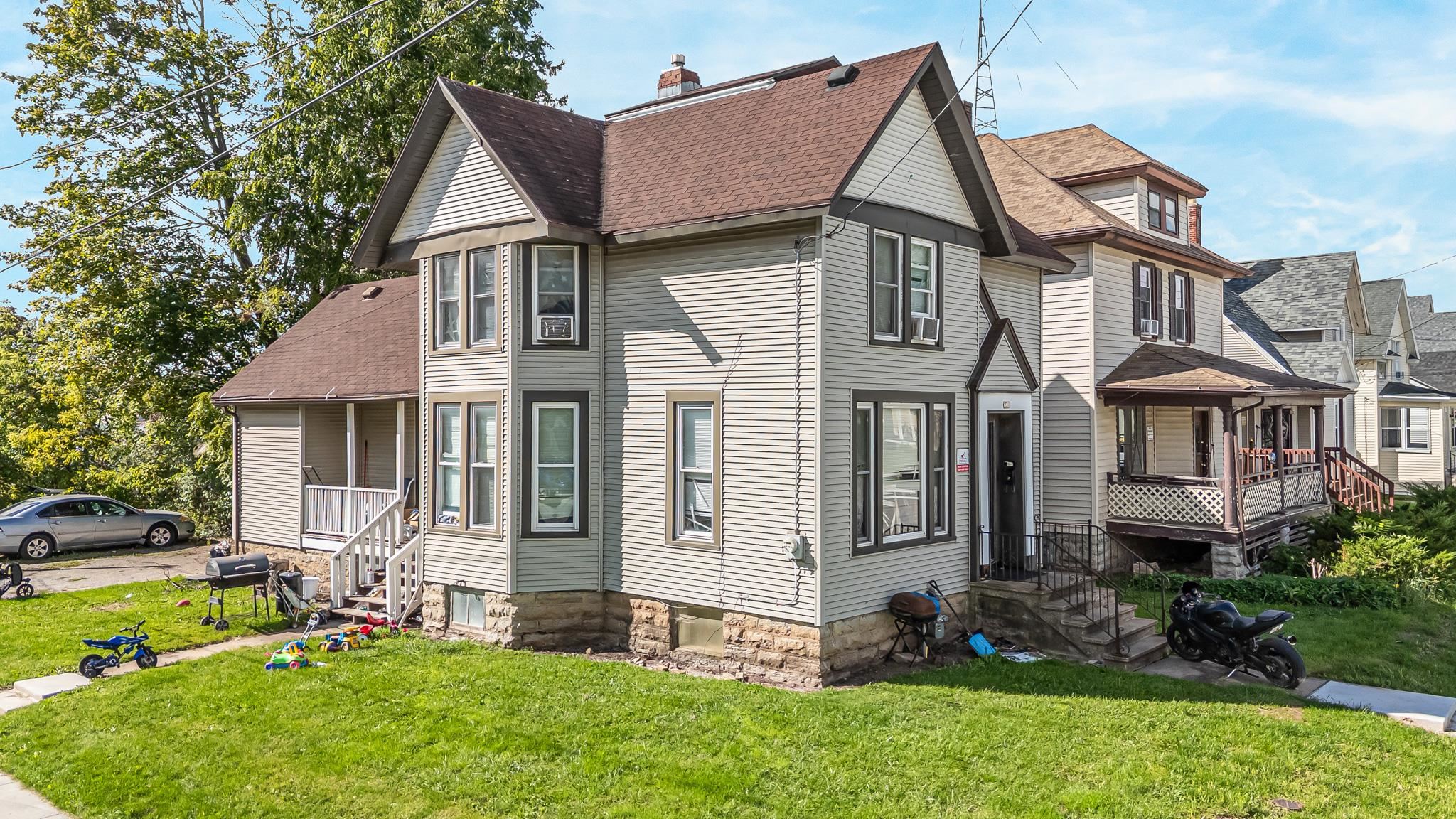731 SCOTT Avenue property preview photograph