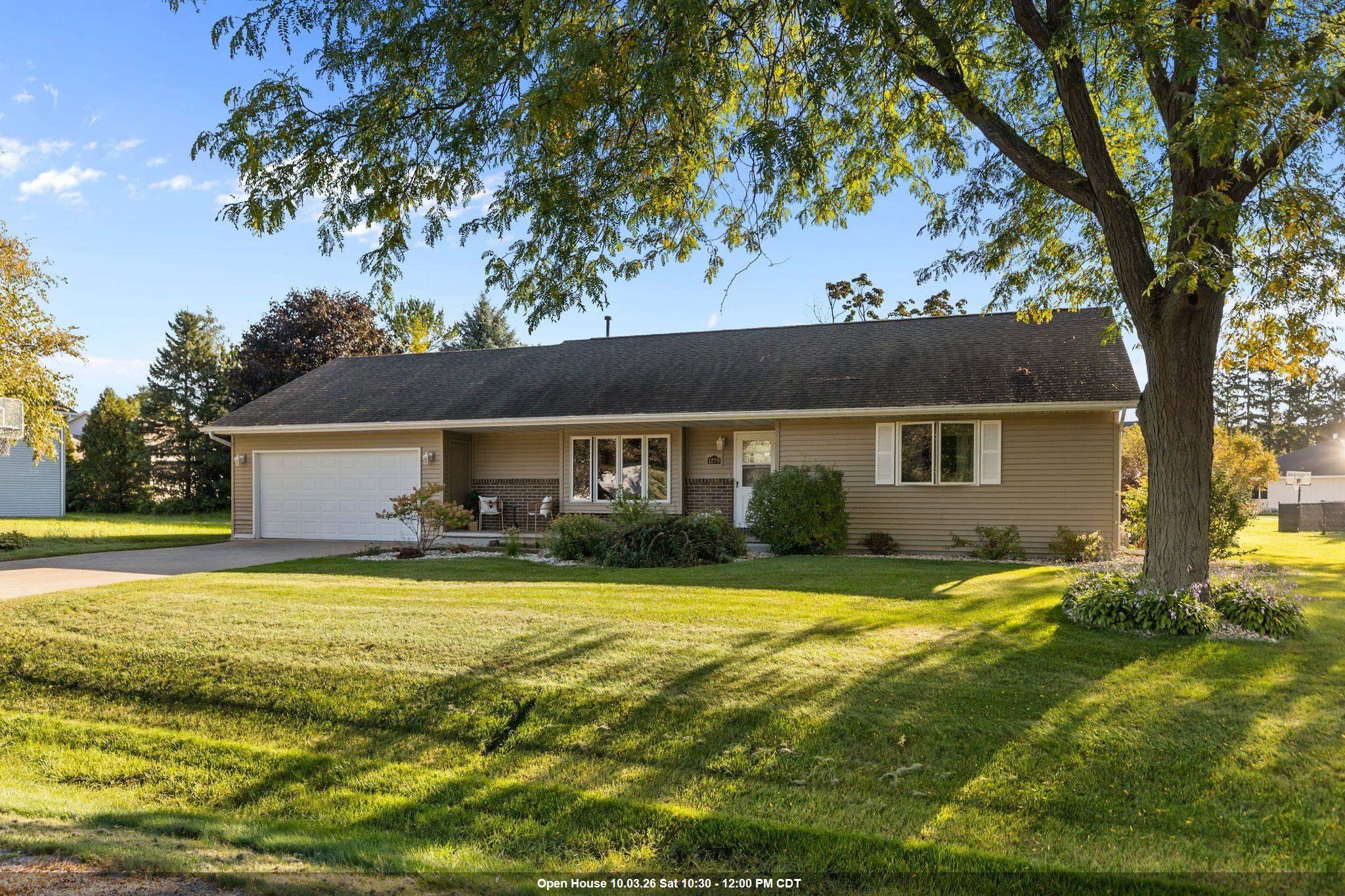 1270 SNOWDON Drive property preview photograph