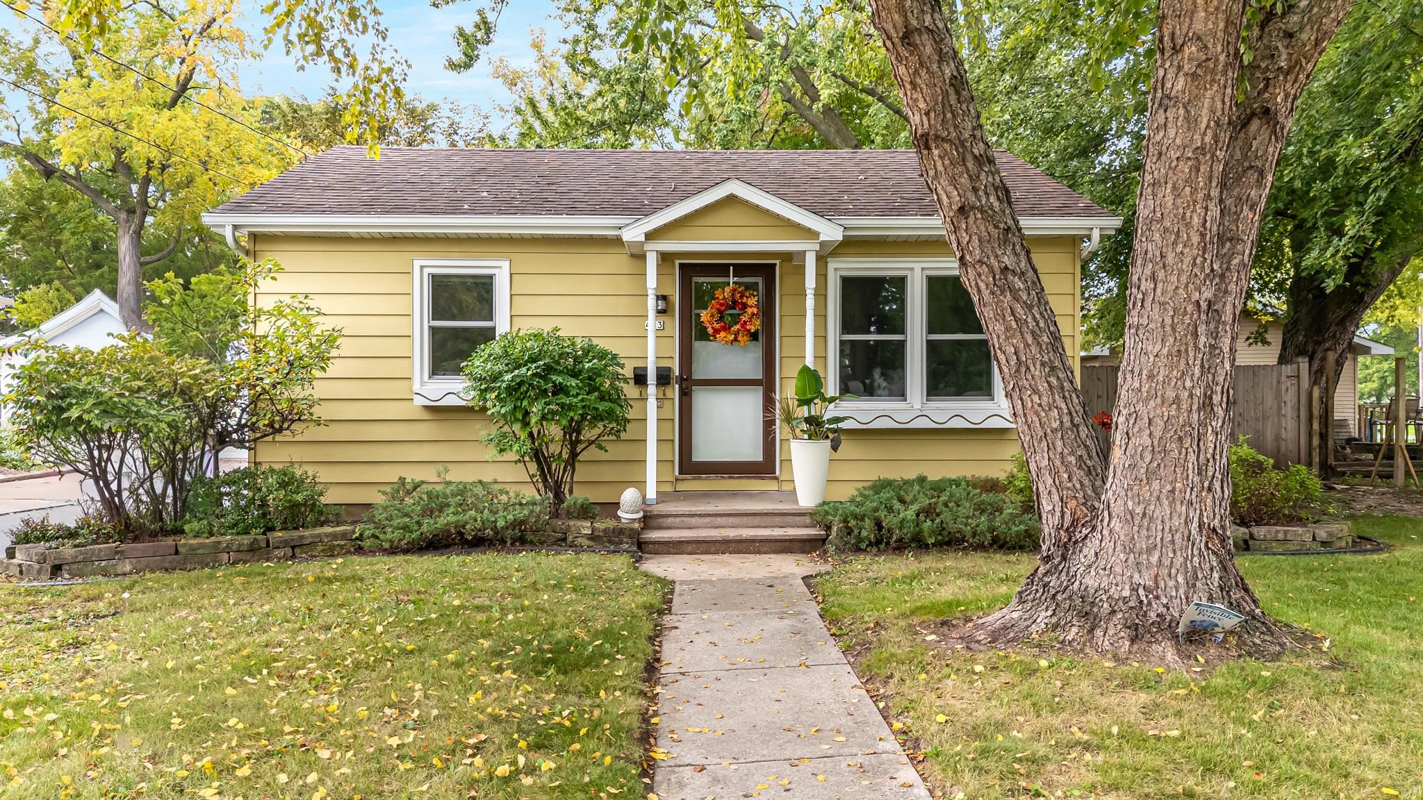 453 W 18TH Avenue property preview photograph