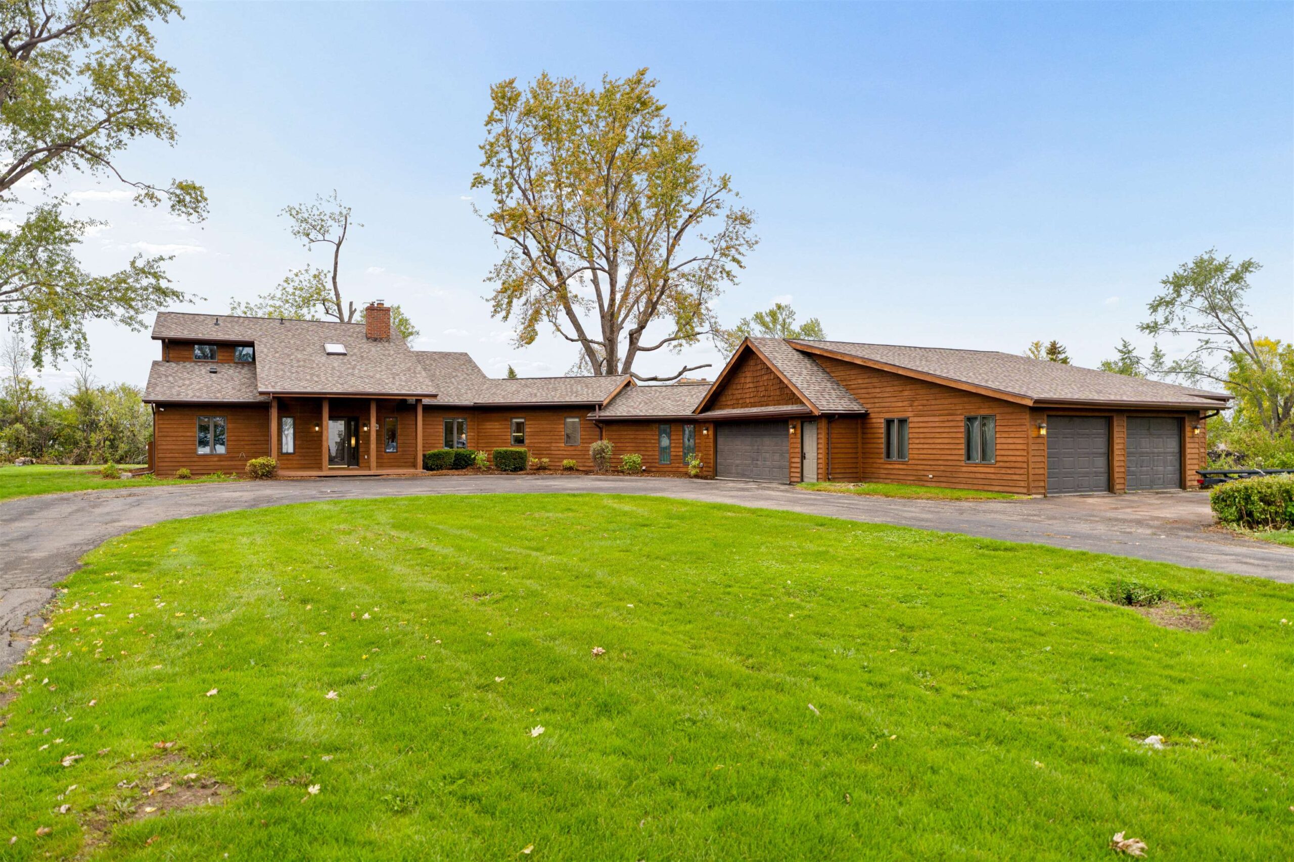 340 LAKE Road property preview photograph