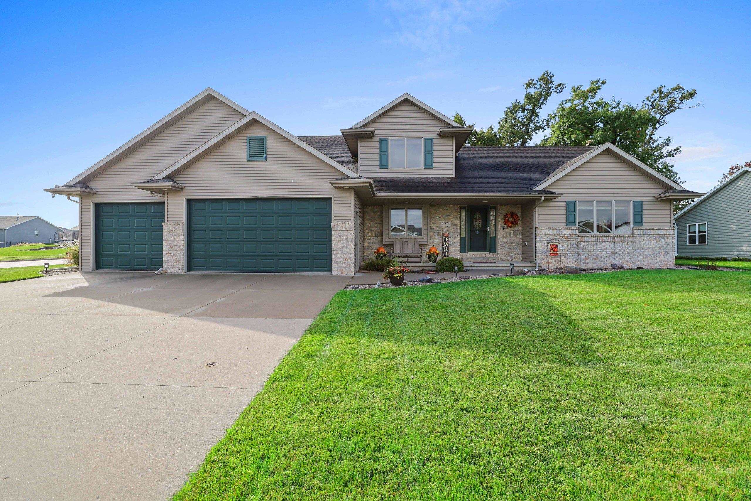 1971 ANTELOPE Trail property preview photograph