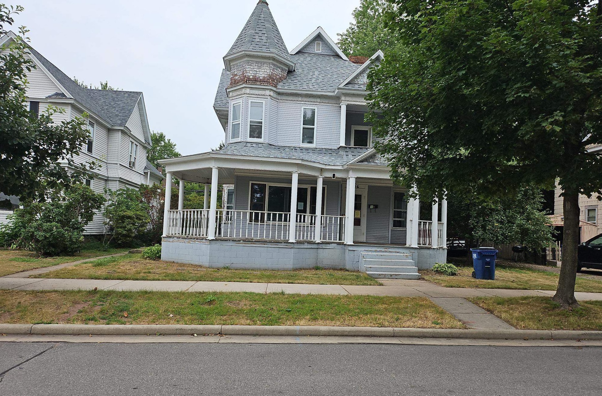 904 WASHINGTON Street property preview photograph