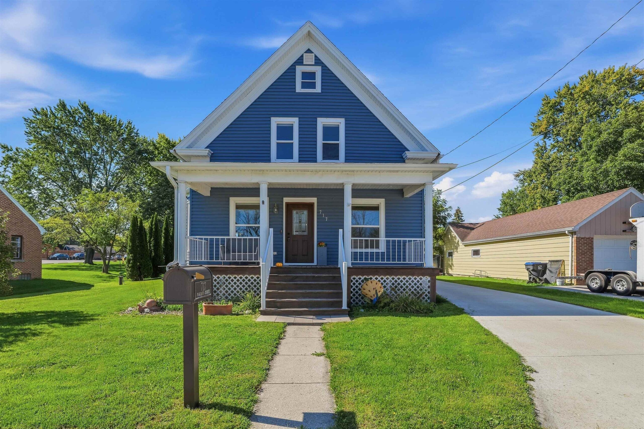 717 MADISON Avenue property preview photograph