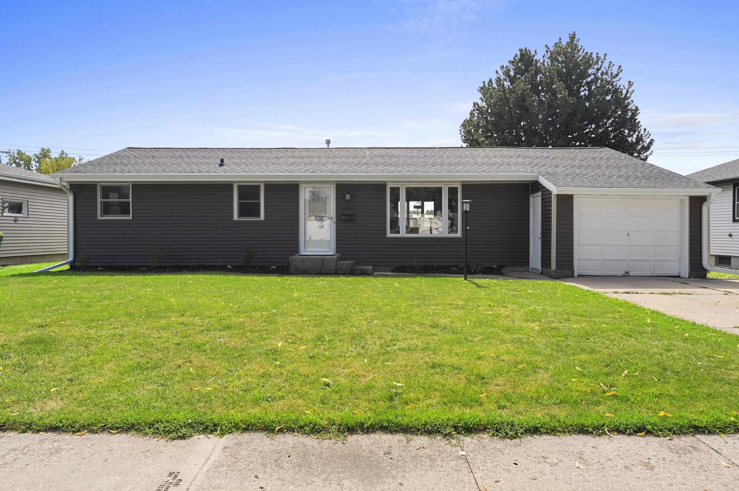 1682 DEBRA Lane property preview photograph