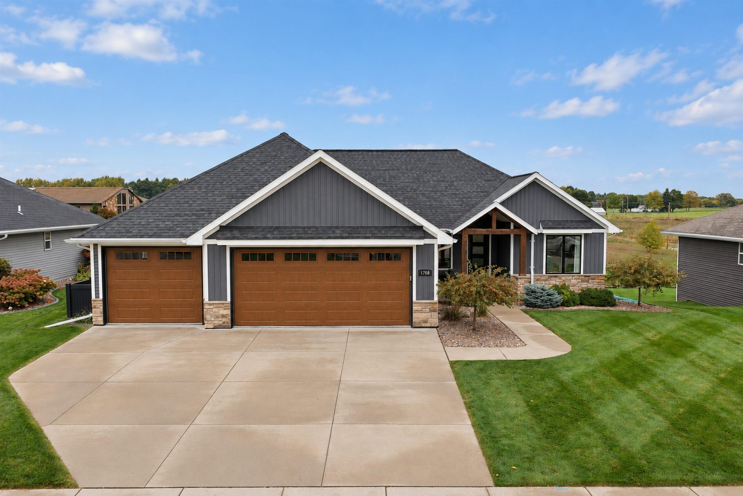 1768 STEINER Lane property preview photograph