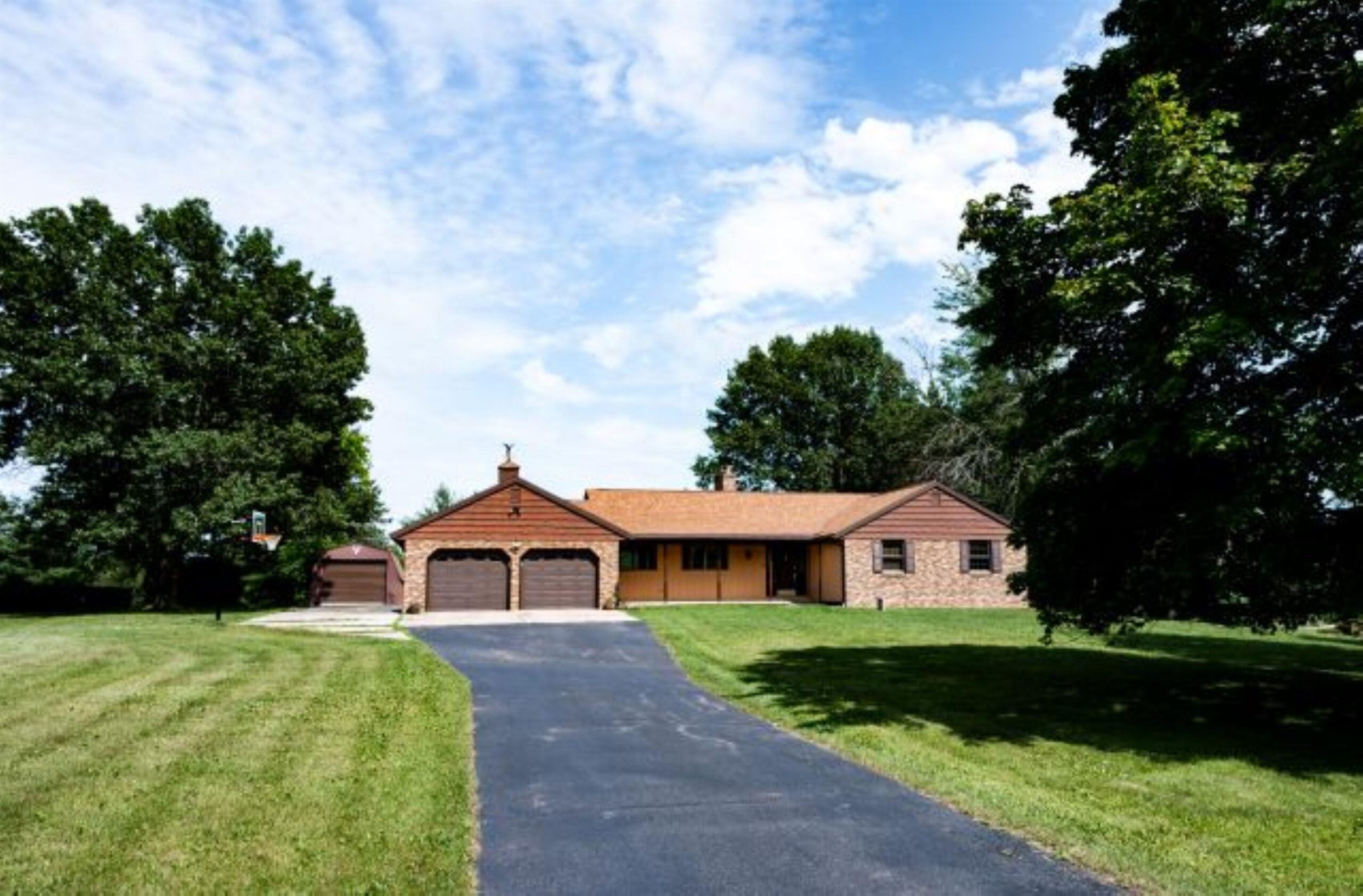 N5640 FAIRWAY Drive property preview photograph