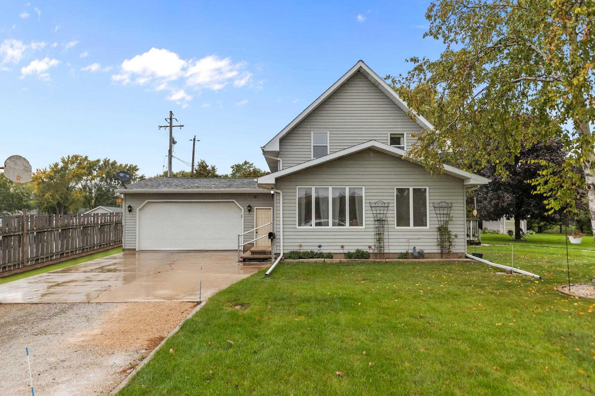 311 N KENSINGTON Drive property preview photograph