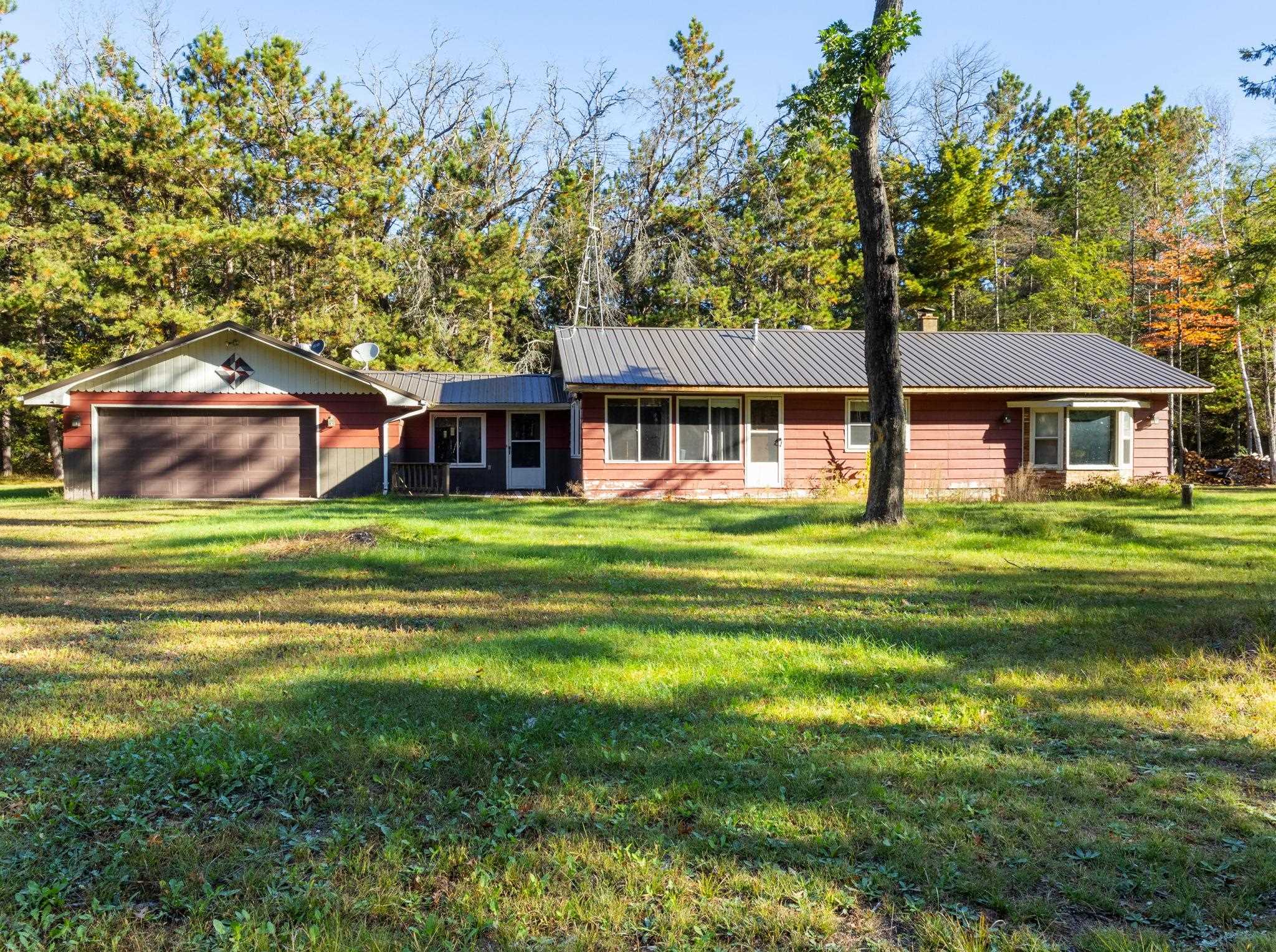 W11966 PARKWAY Road property preview photograph
