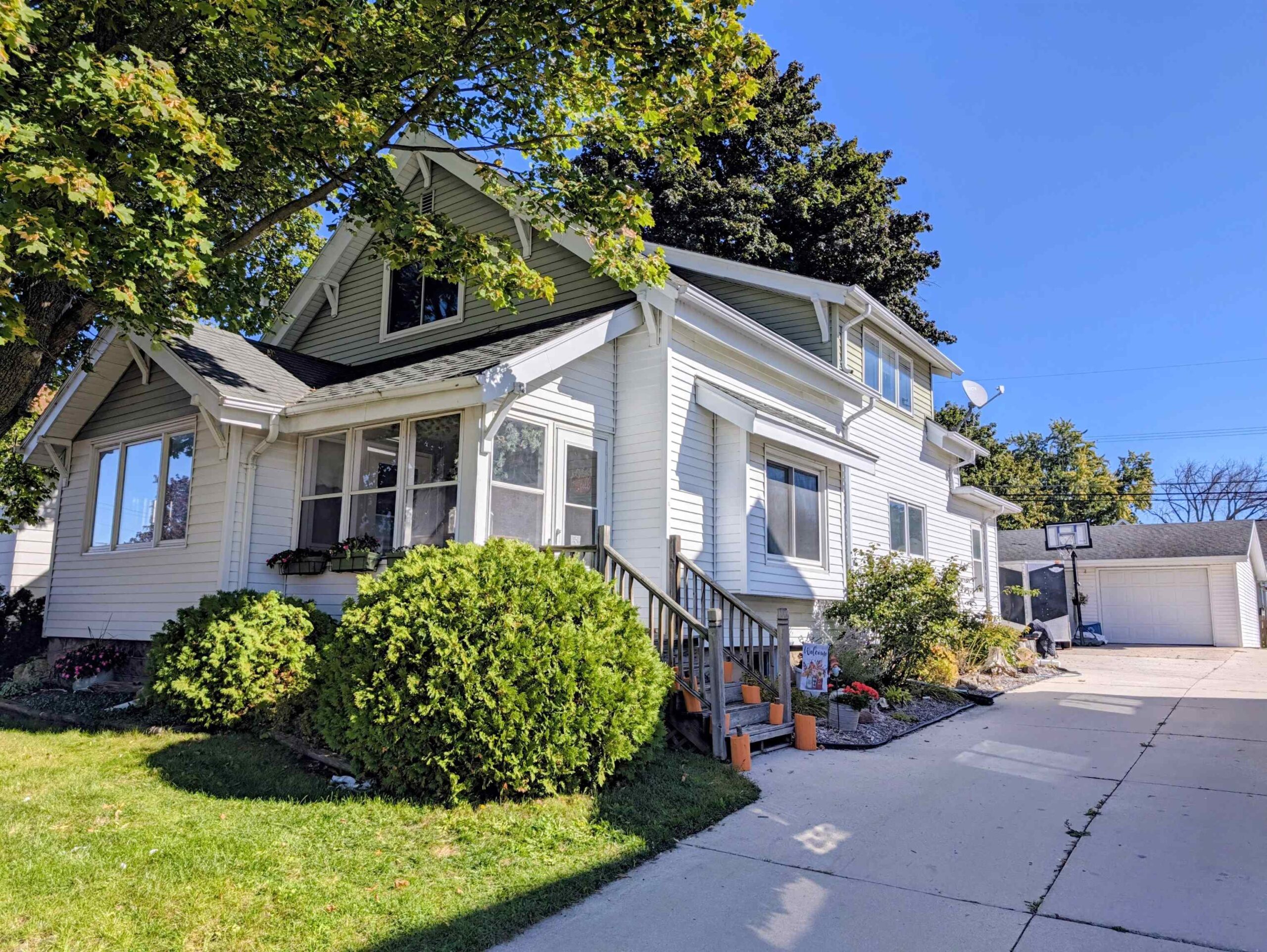318 S MAIN Street property preview photograph