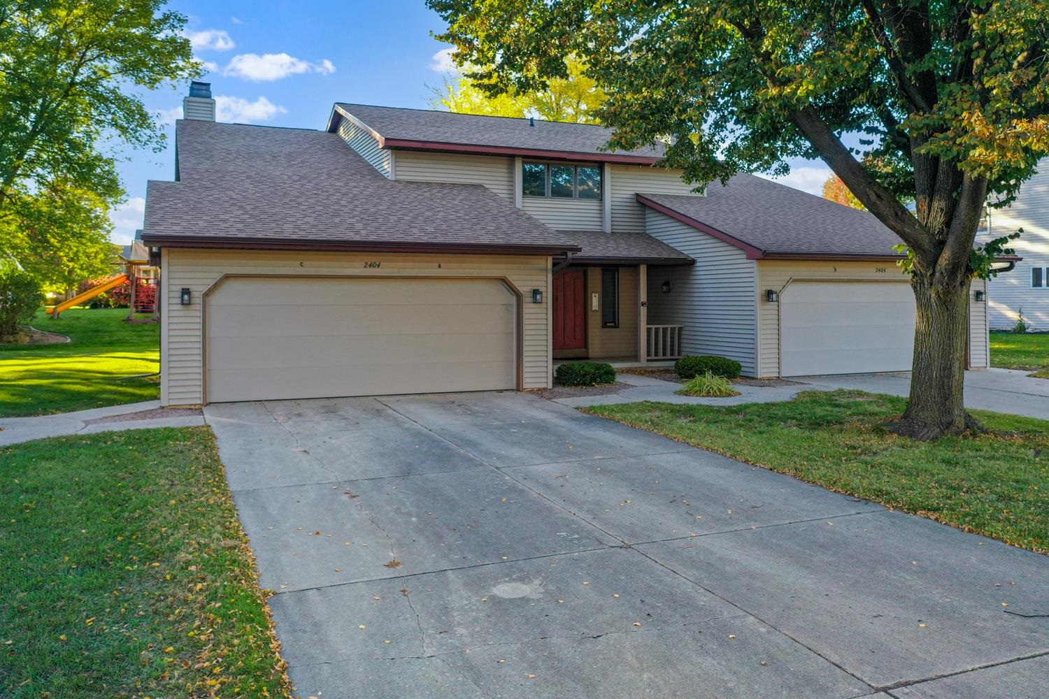 2404 CEDAR RIDGE Court property preview photograph