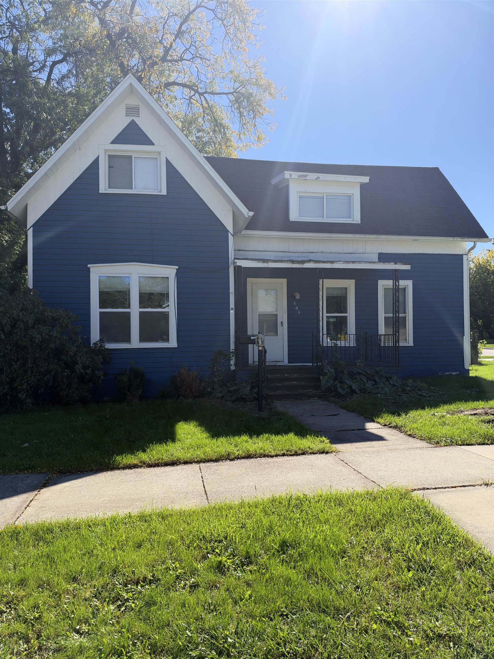 446 THOMAS Street property preview photograph