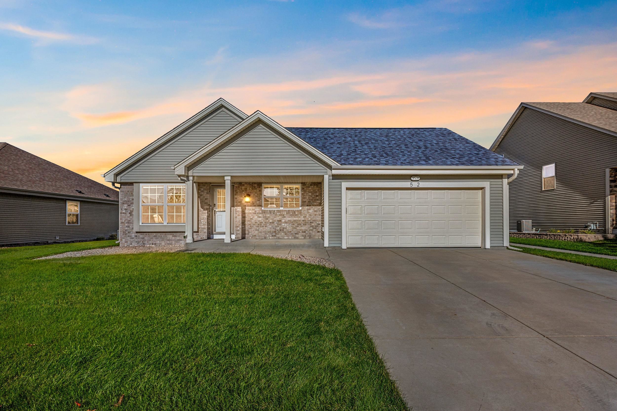 52 RUSHMORE Lane property preview photograph