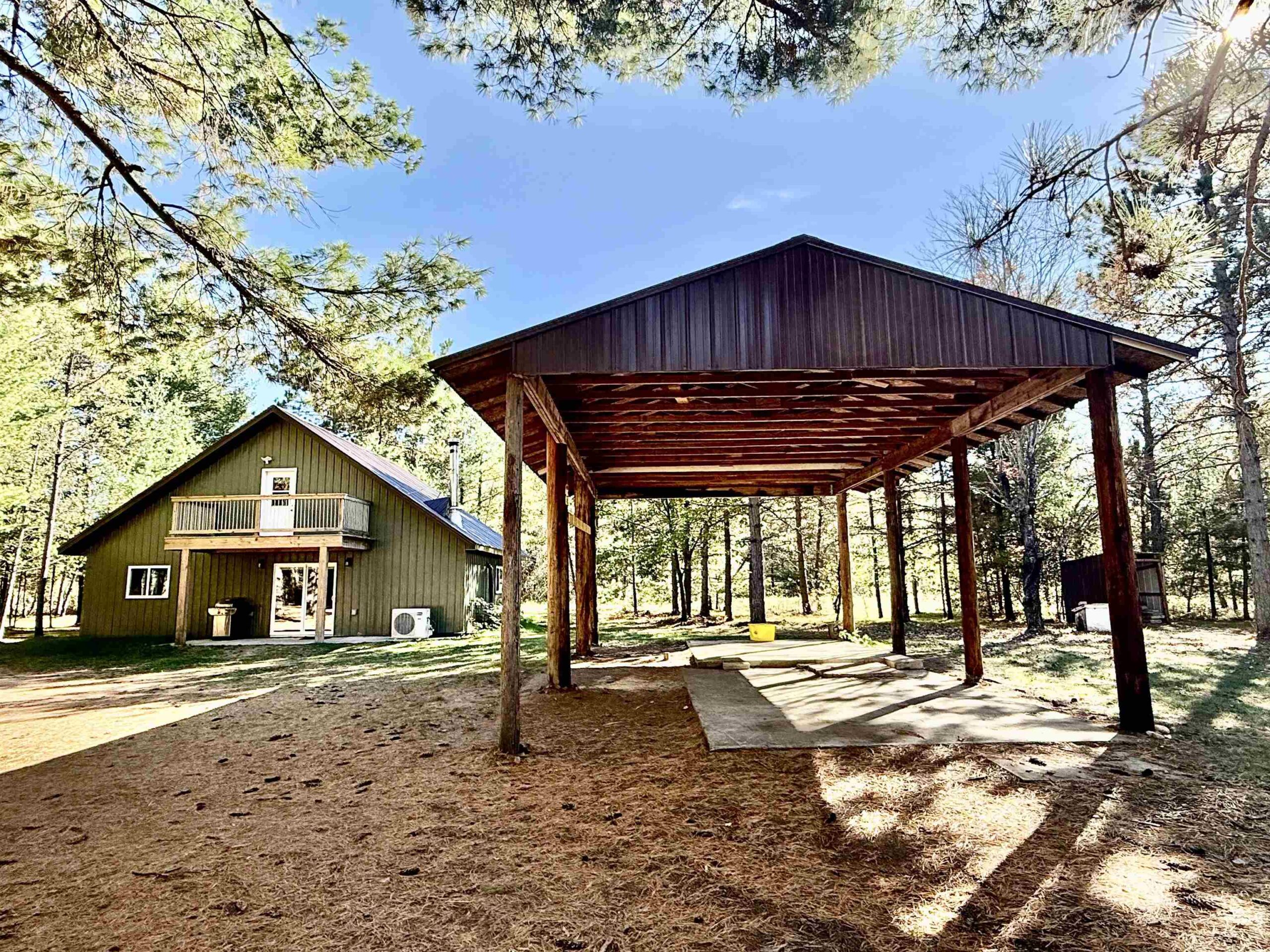 W7302 SPIKE HORN Lane property preview photograph