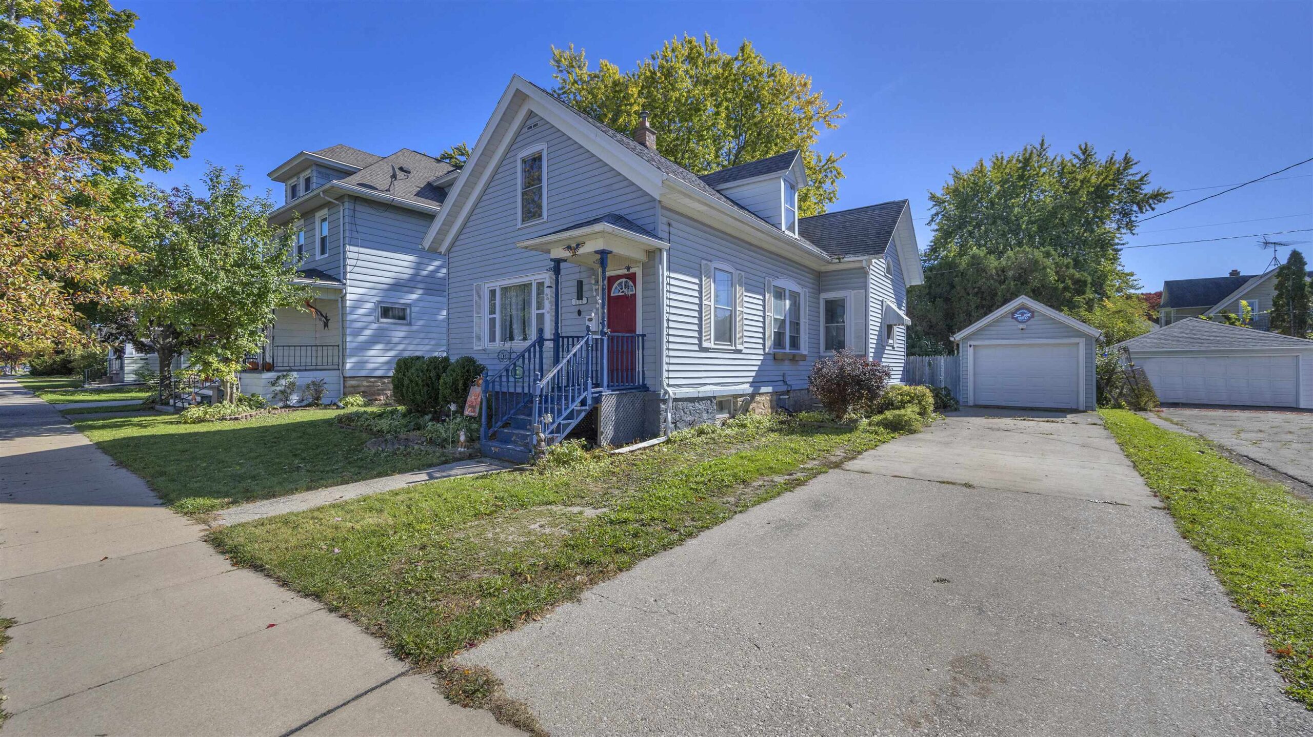 118 7TH Street property preview photograph