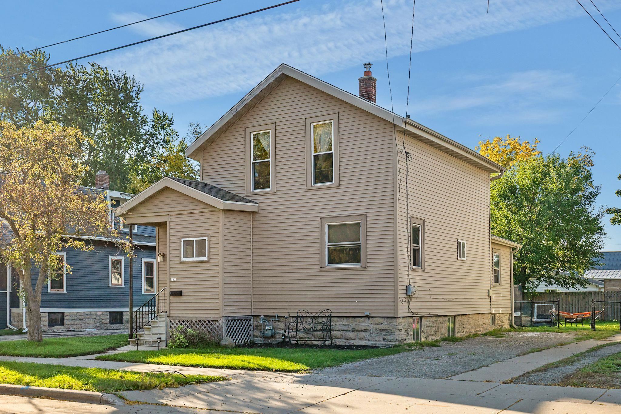 333 W 11TH Avenue property preview photograph