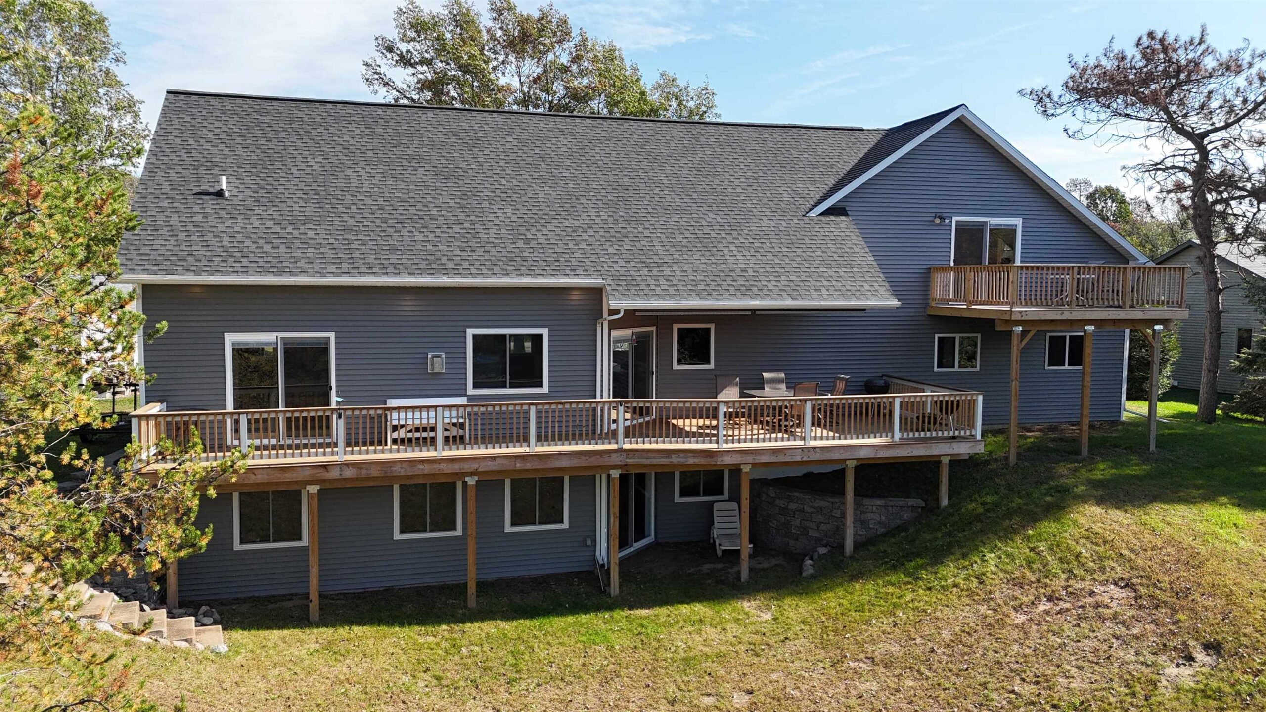 N1252 MORNING STAR Road property preview photograph