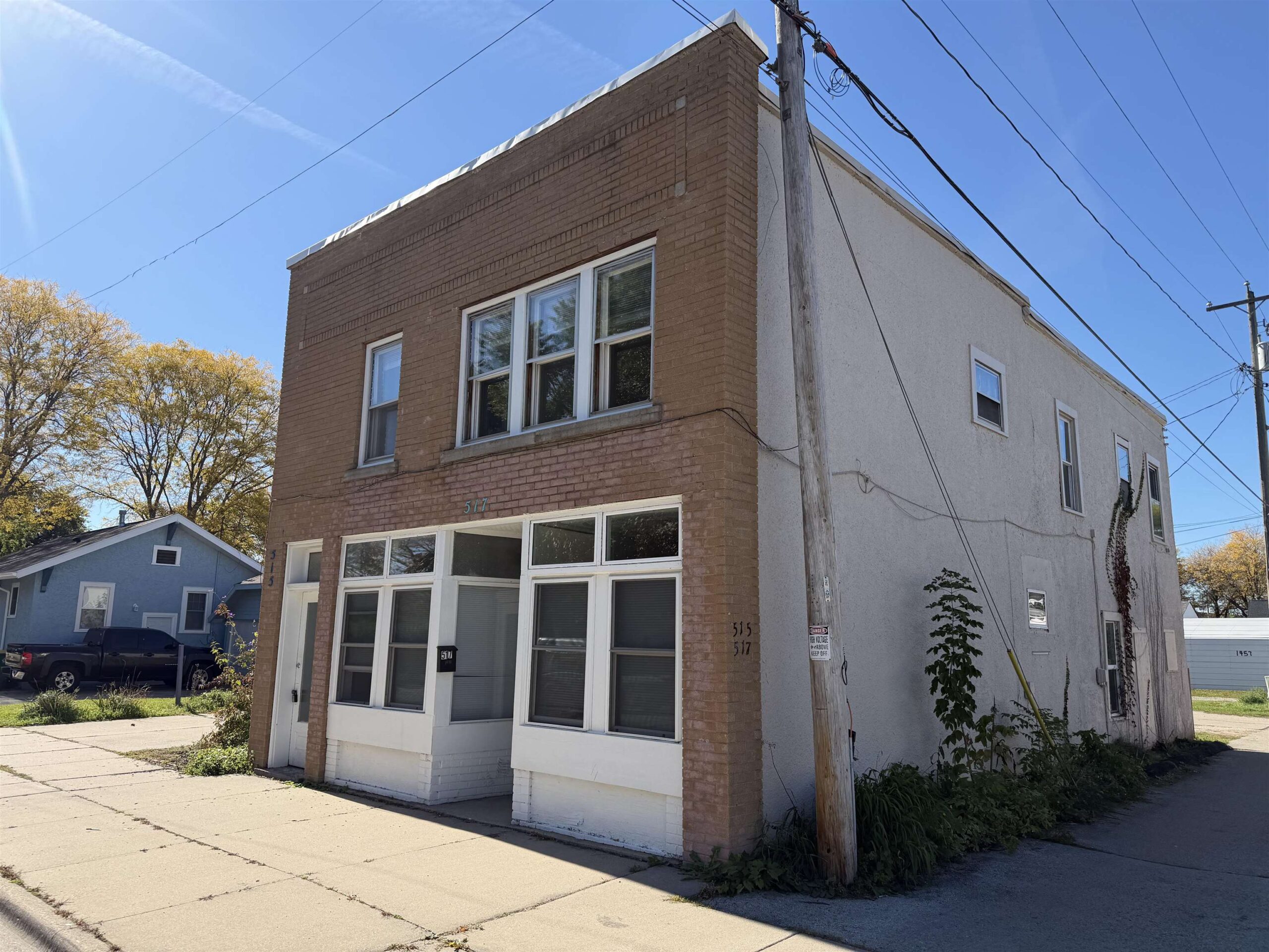 515 FOREST Street property preview photograph