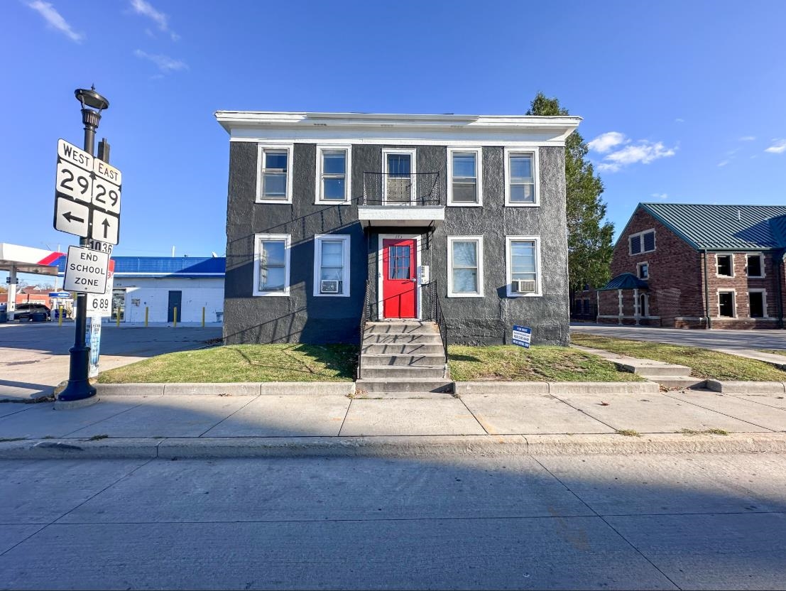 113 S MONROE Avenue property preview photograph
