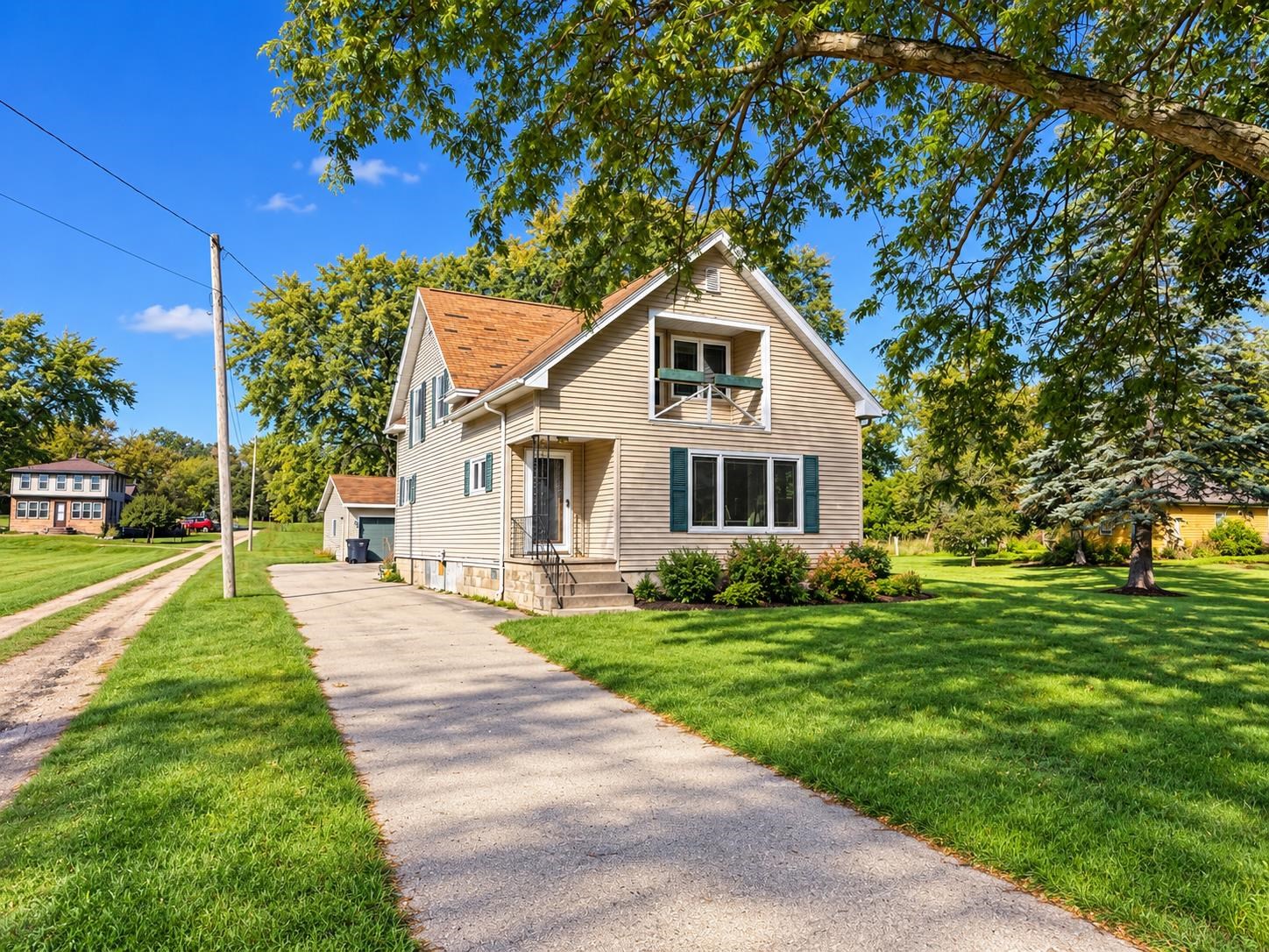 639 BROADWAY Street property preview photograph