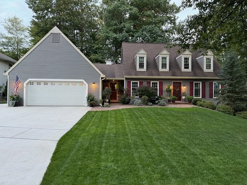 2075 SANDALWOOD Court property preview photograph