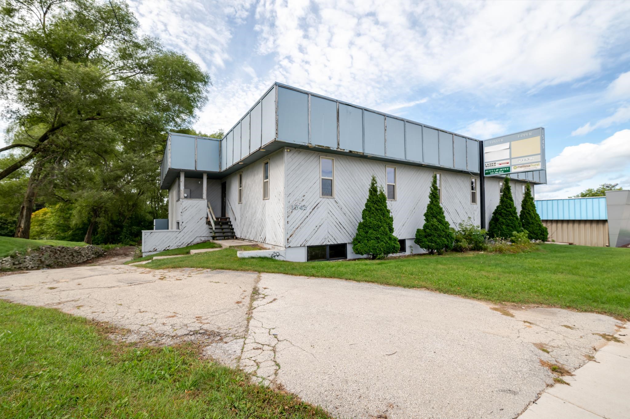 1545 6TH Street property preview photograph