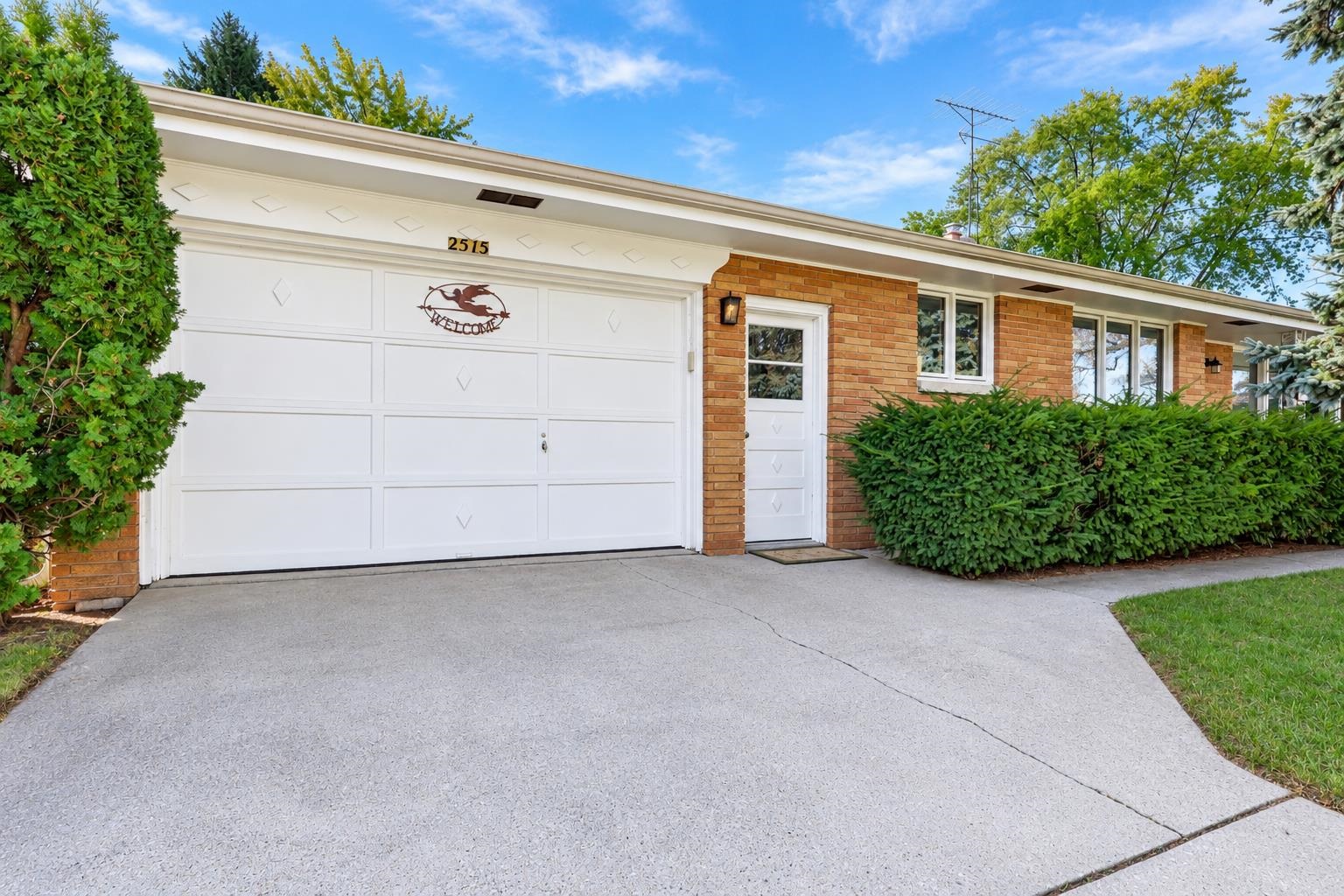2515 41ST Street property preview photograph