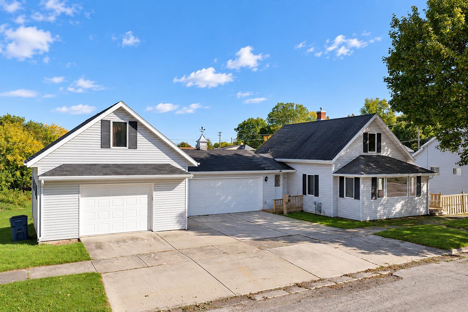 316 BEARDSLEY Street property preview photograph