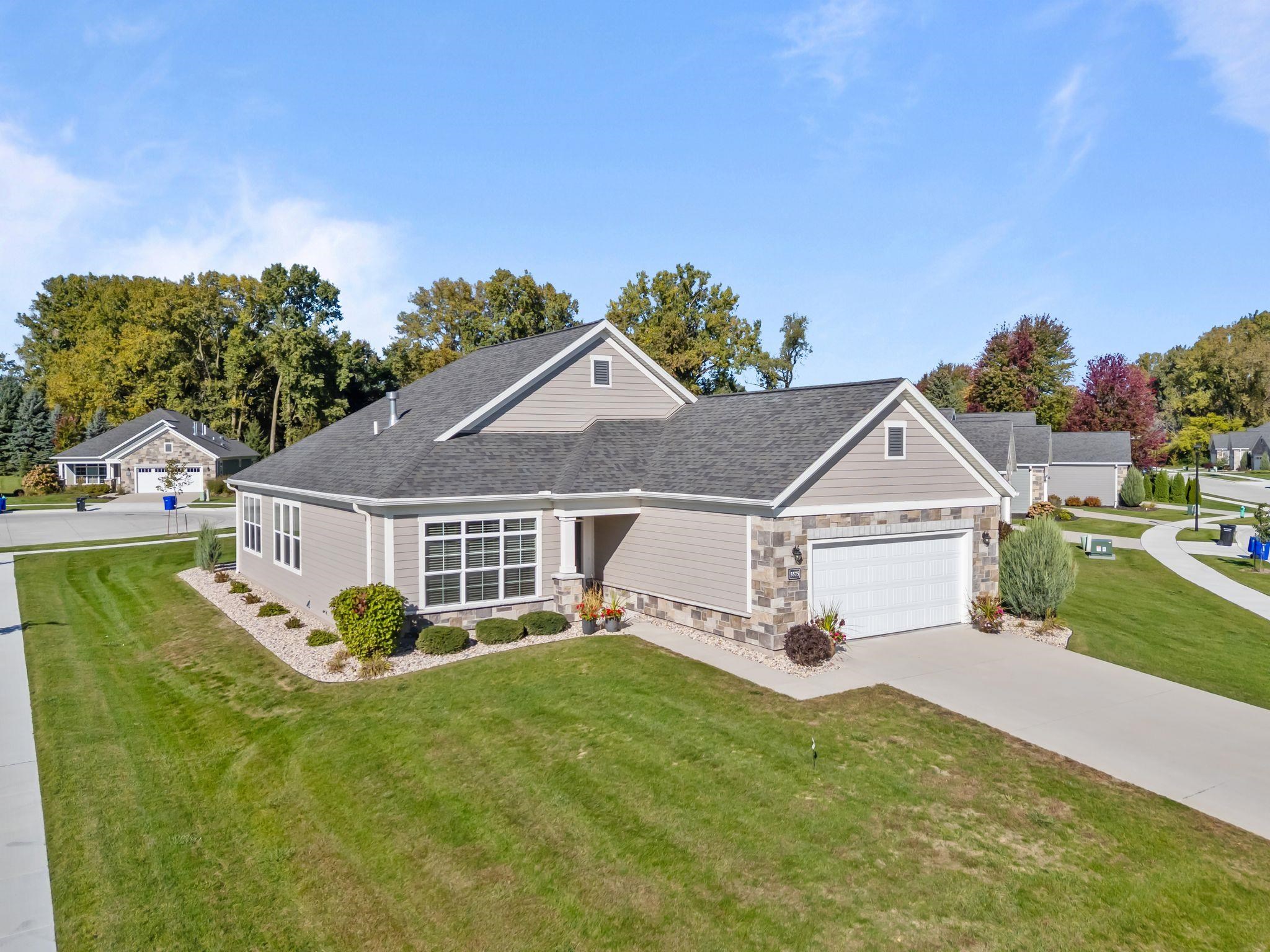 5575 N OSPREY Drive property preview photograph