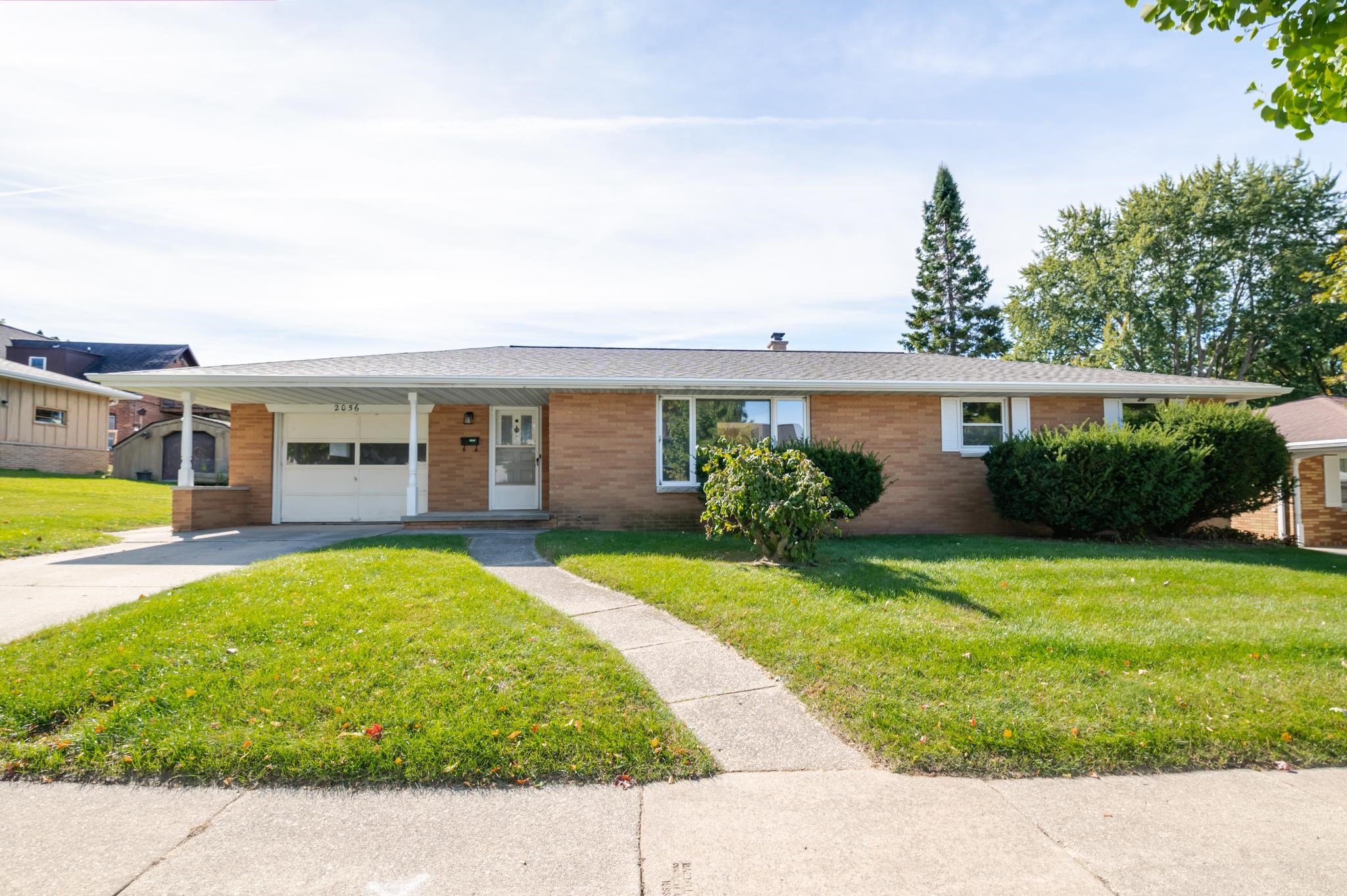 2056 ZEISE Avenue property preview photograph