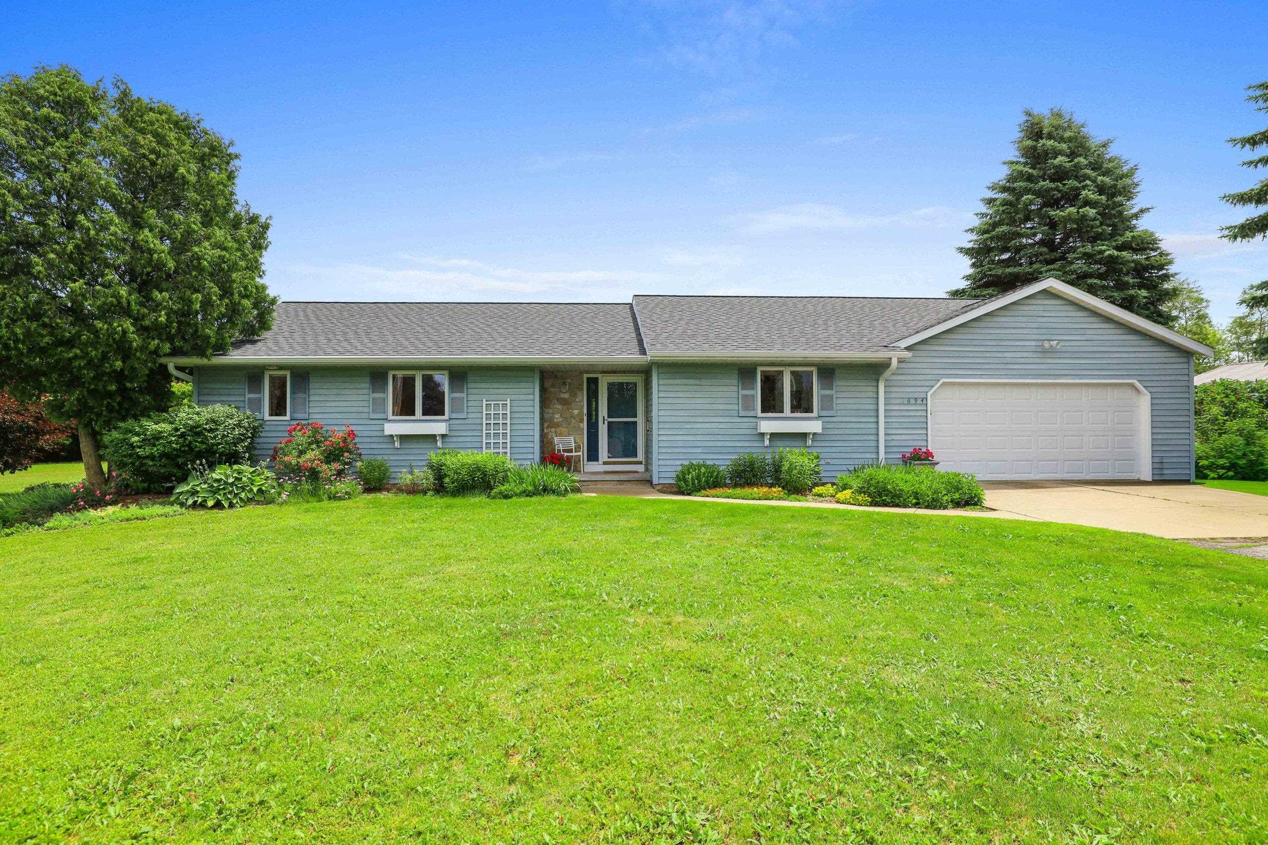 2694 BAY SETTLEMENT Road property preview photograph