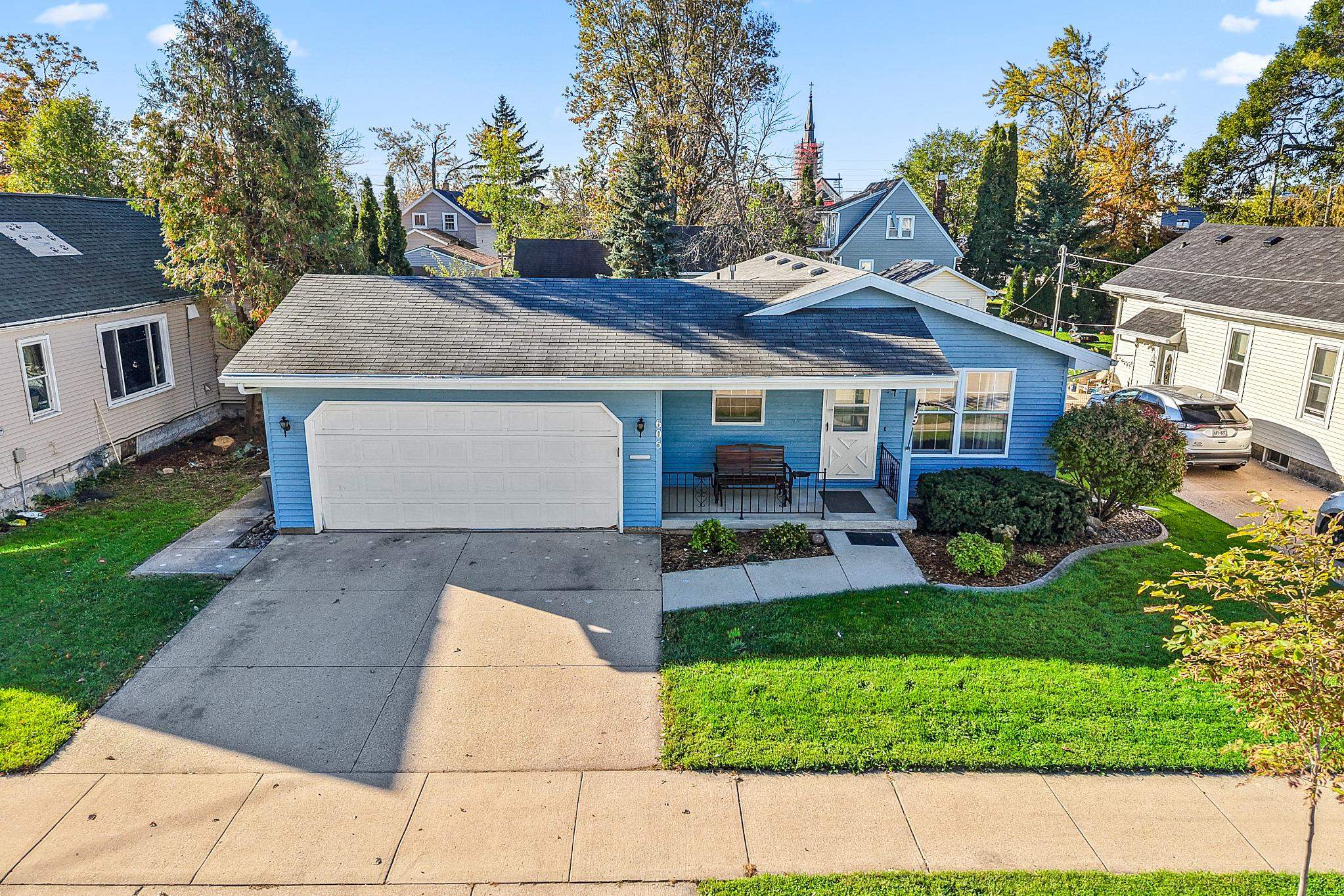 605 5TH Street property preview photograph