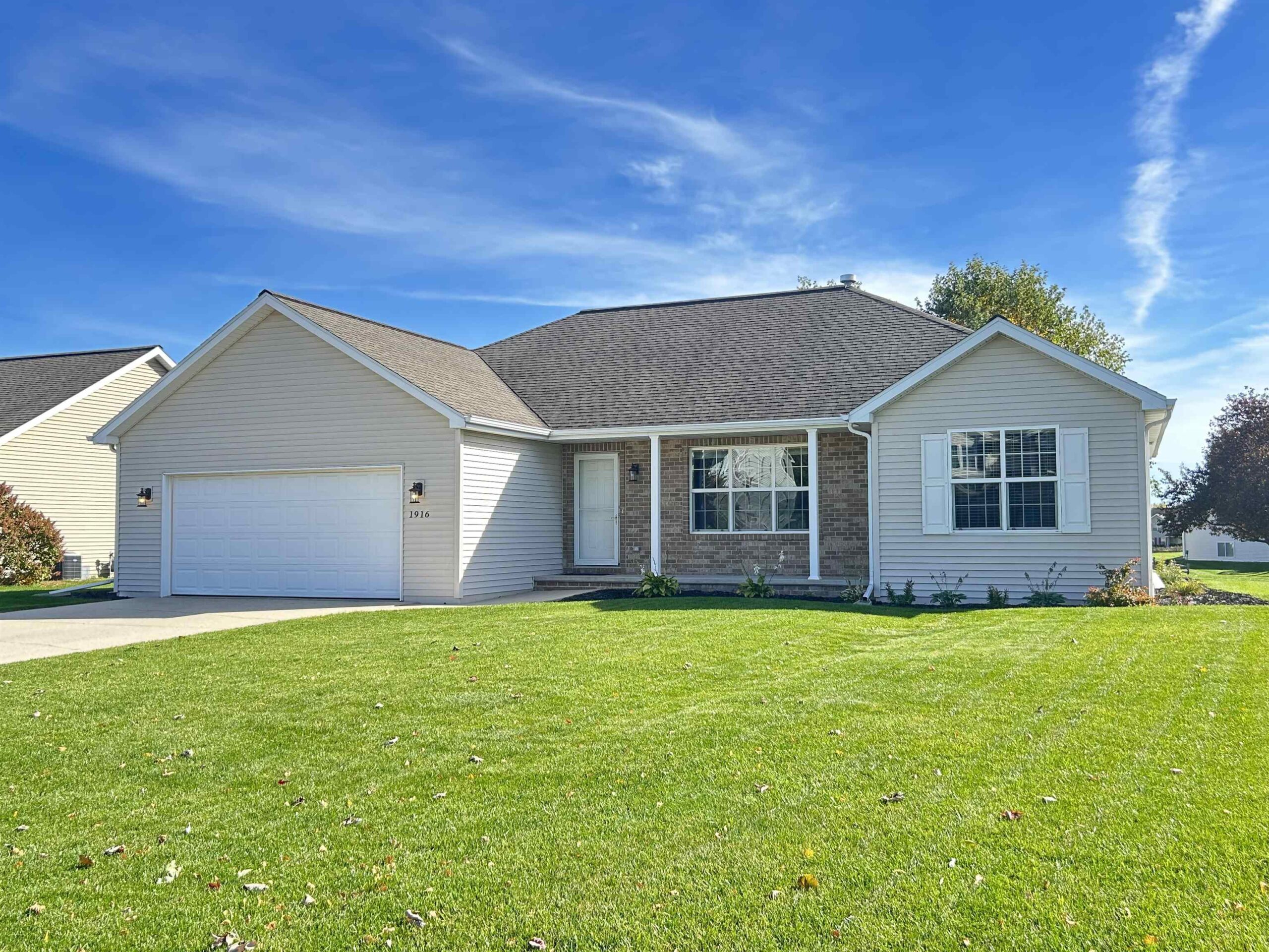 1916 PINK DOGWOOD Way property preview photograph