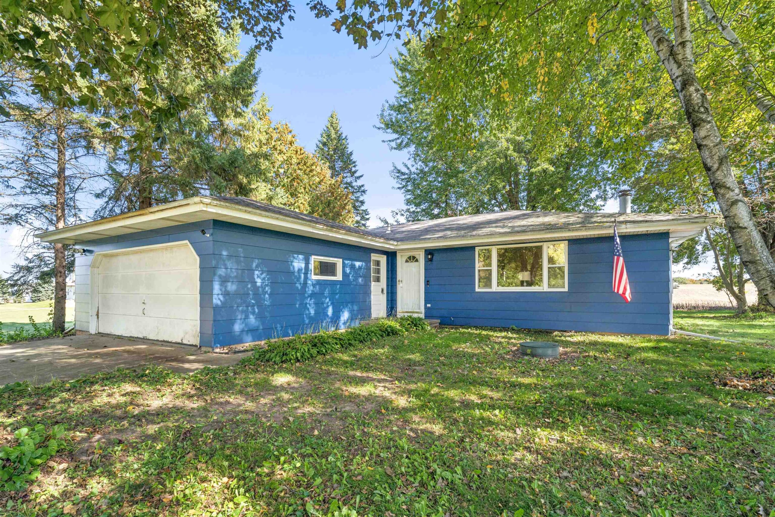 8430 COUNTY ROAD M property preview photograph