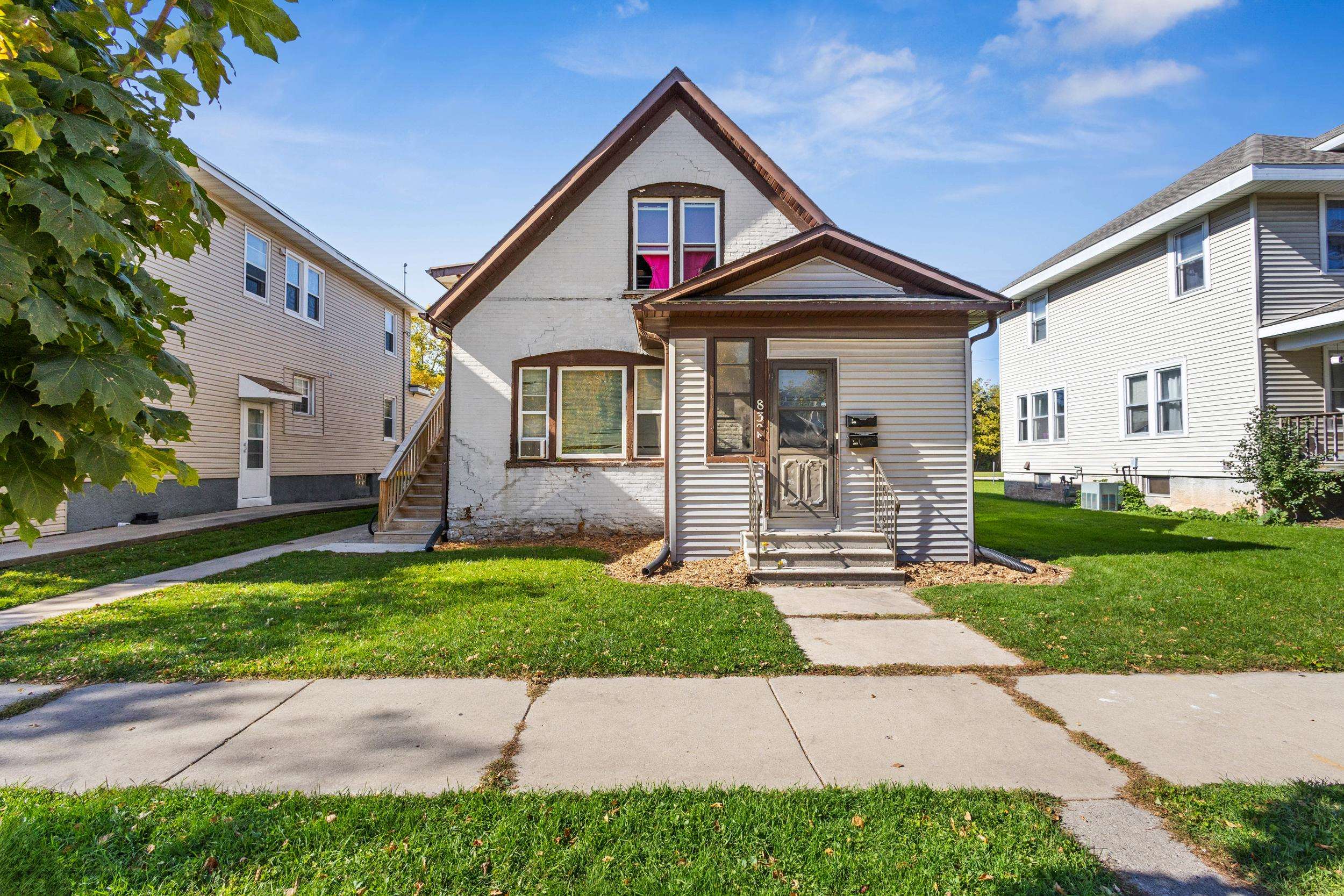 832 S MAPLE Avenue property preview photograph