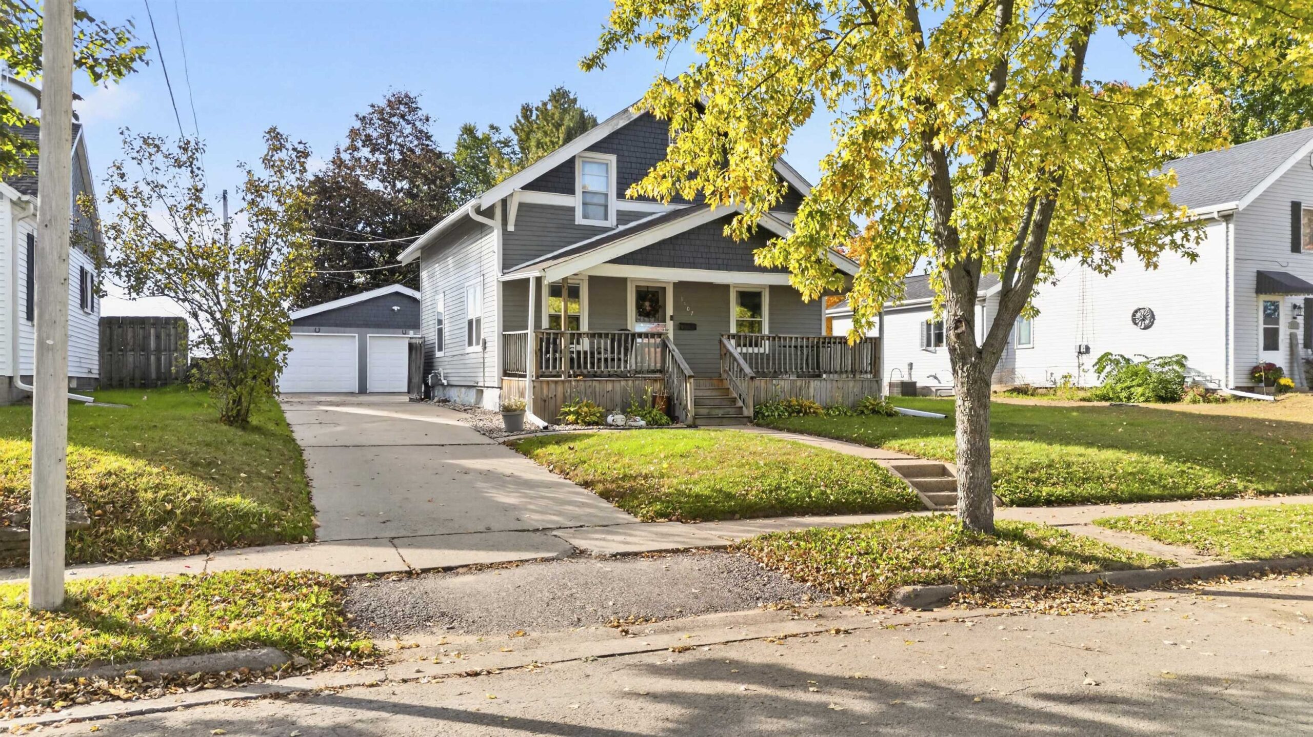 1107 S PEARL Street property preview photograph