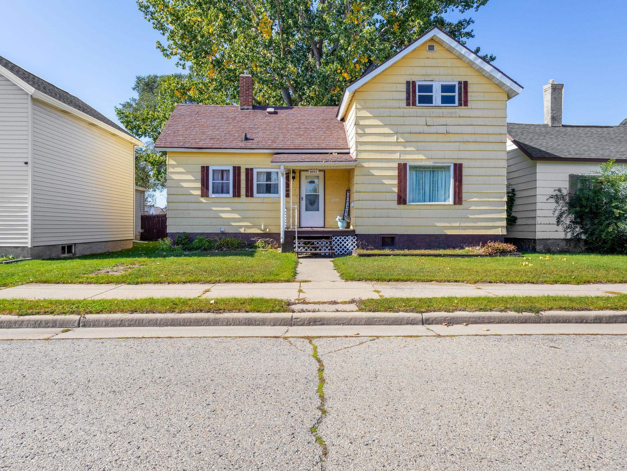 1035 SHIELDS Street property preview photograph